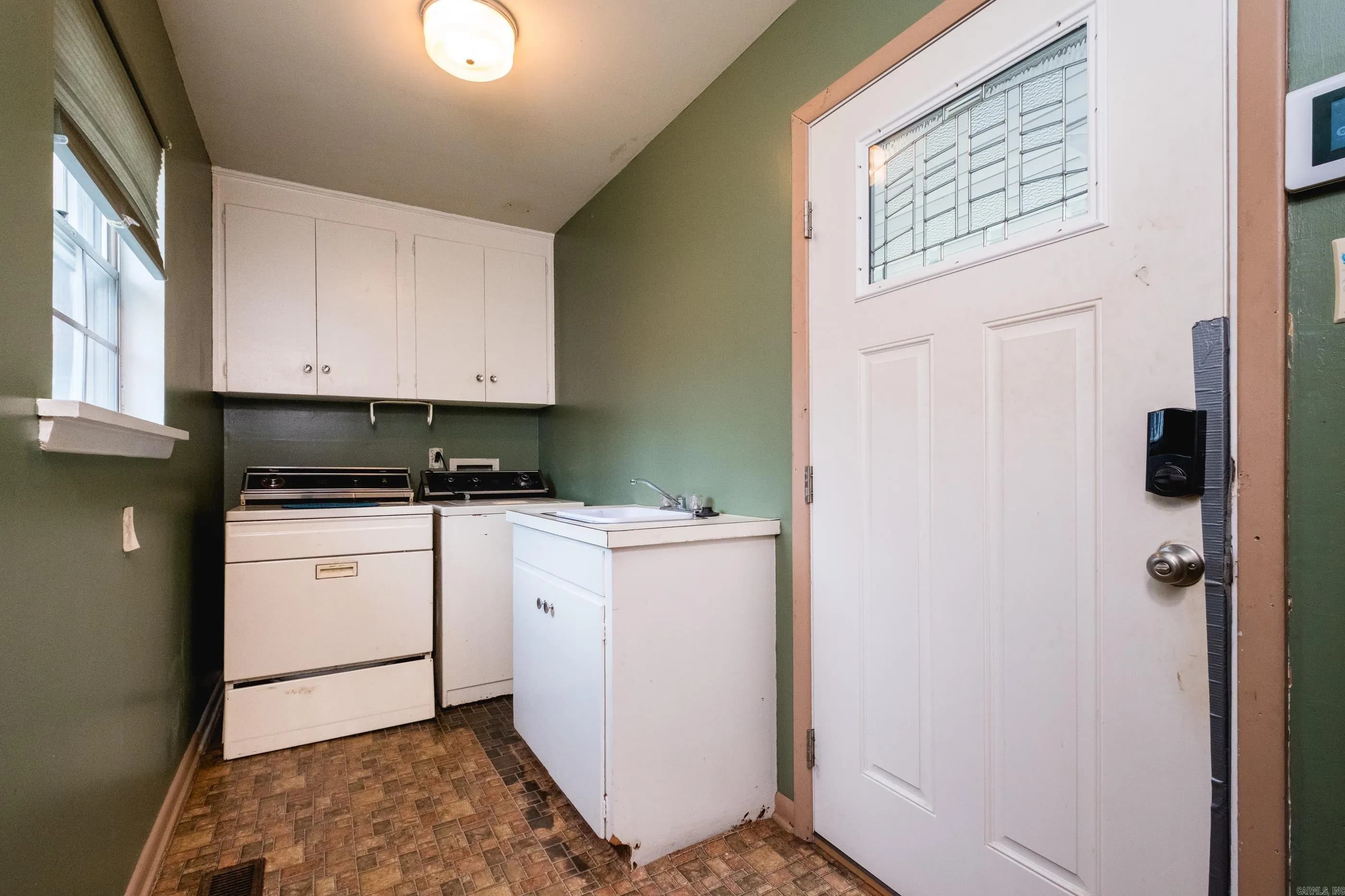 Property at 4909  Lynn - Image 39