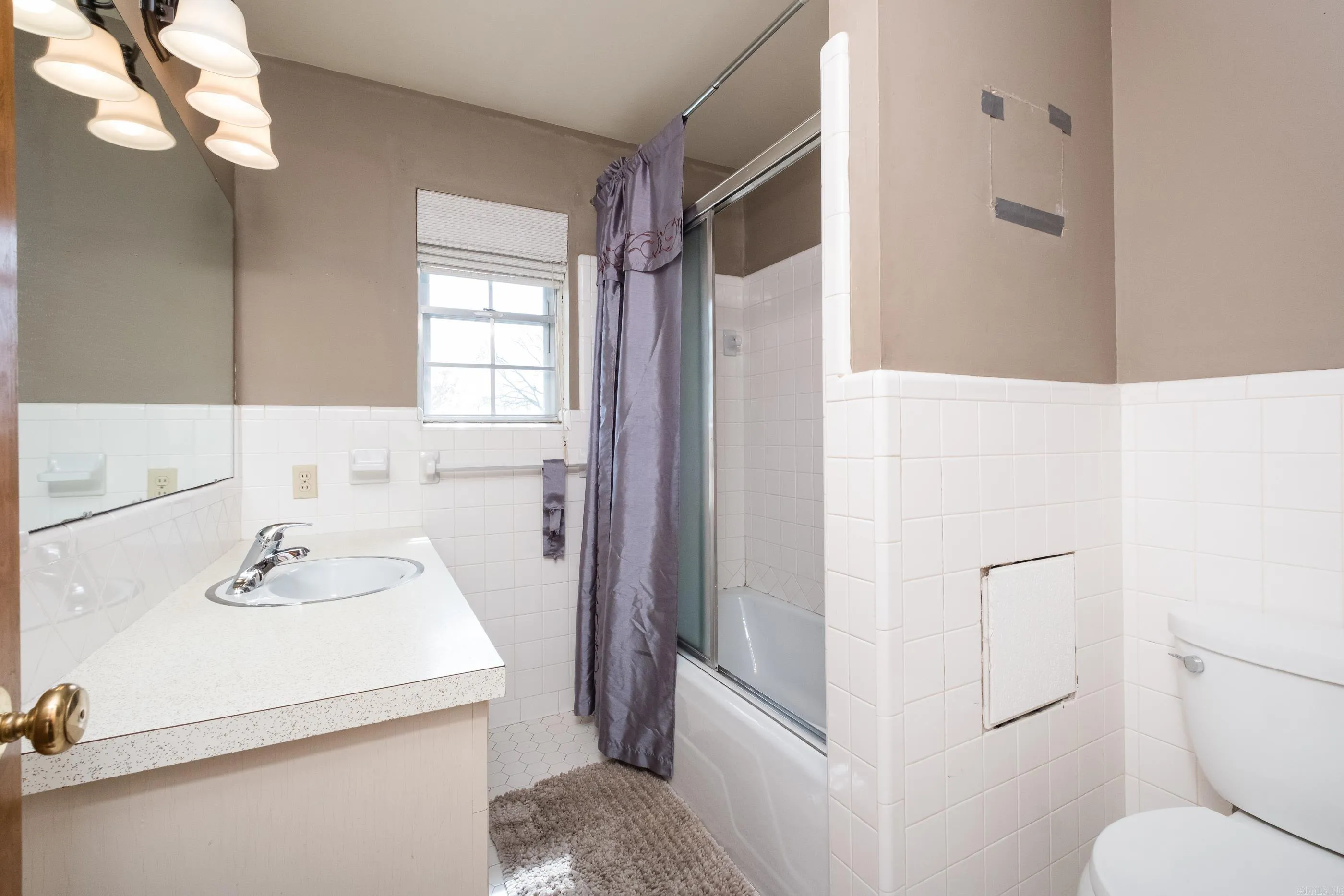 Property at 4909  Lynn - Image 29