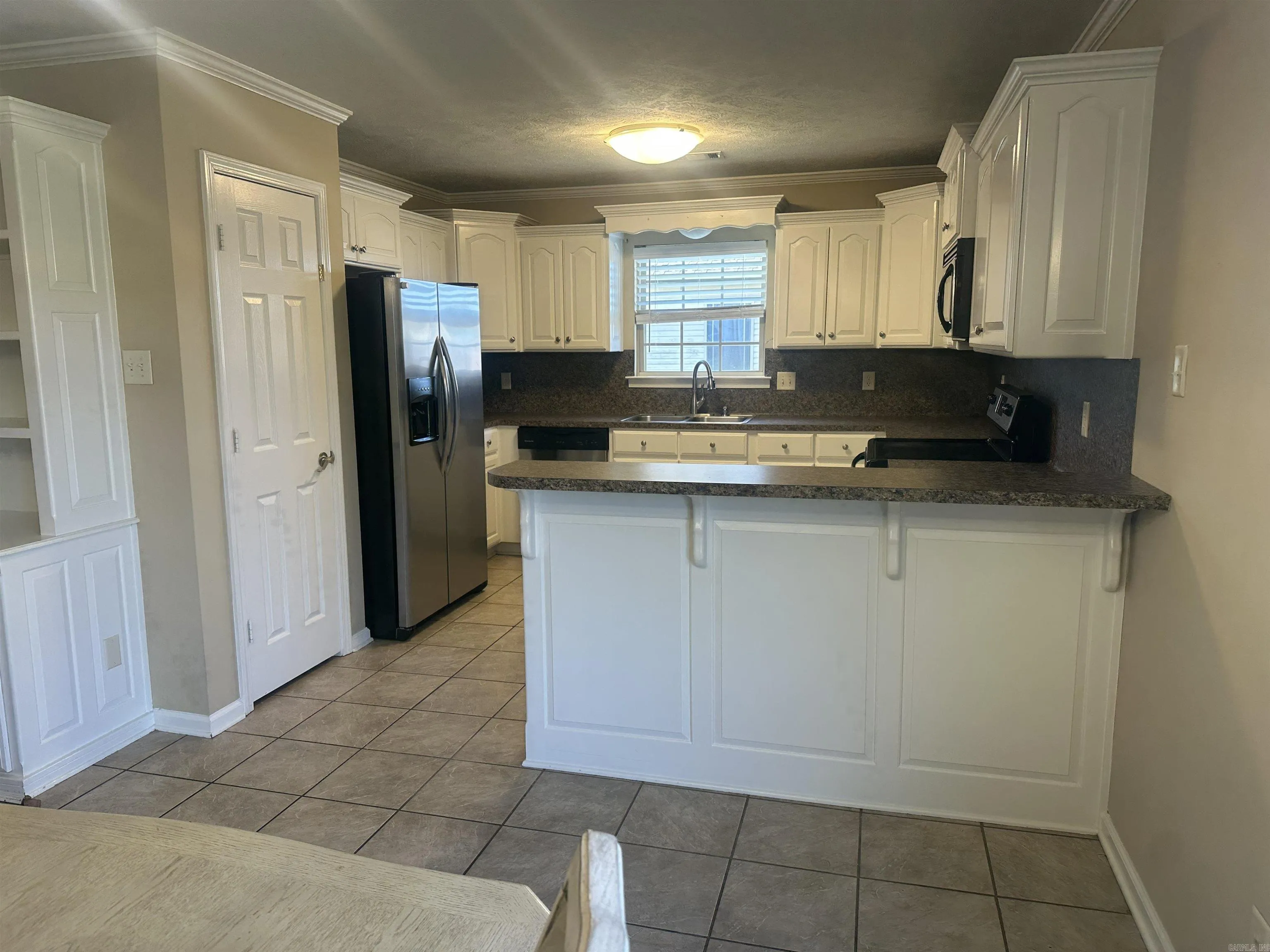Property at 22  Lakeside - Image 7