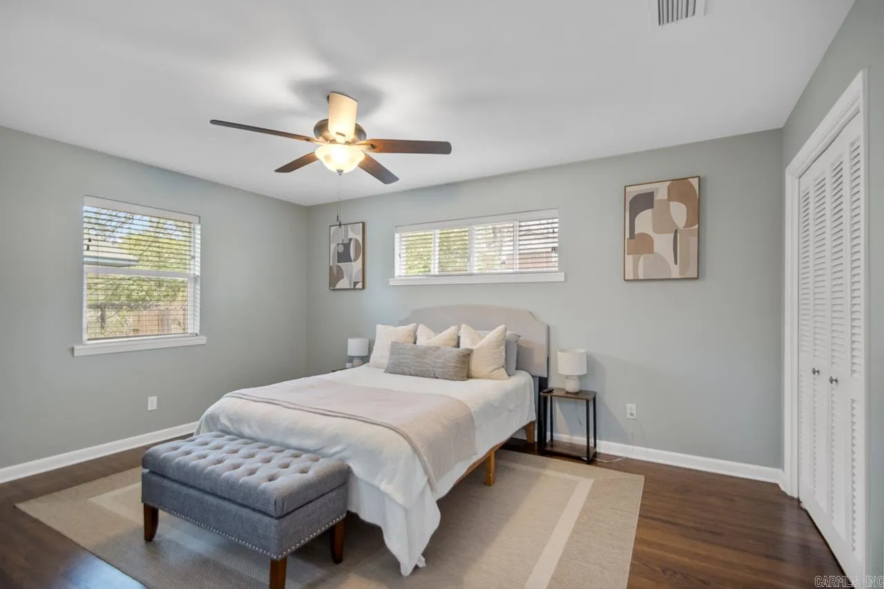 Property at 805  Ouachita - Image 32