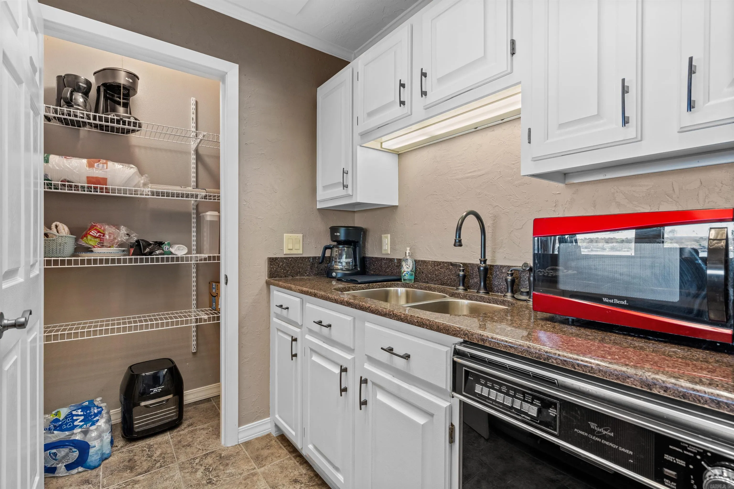 Property at 270  Lake hamilton dr., D11-12 - Image 13