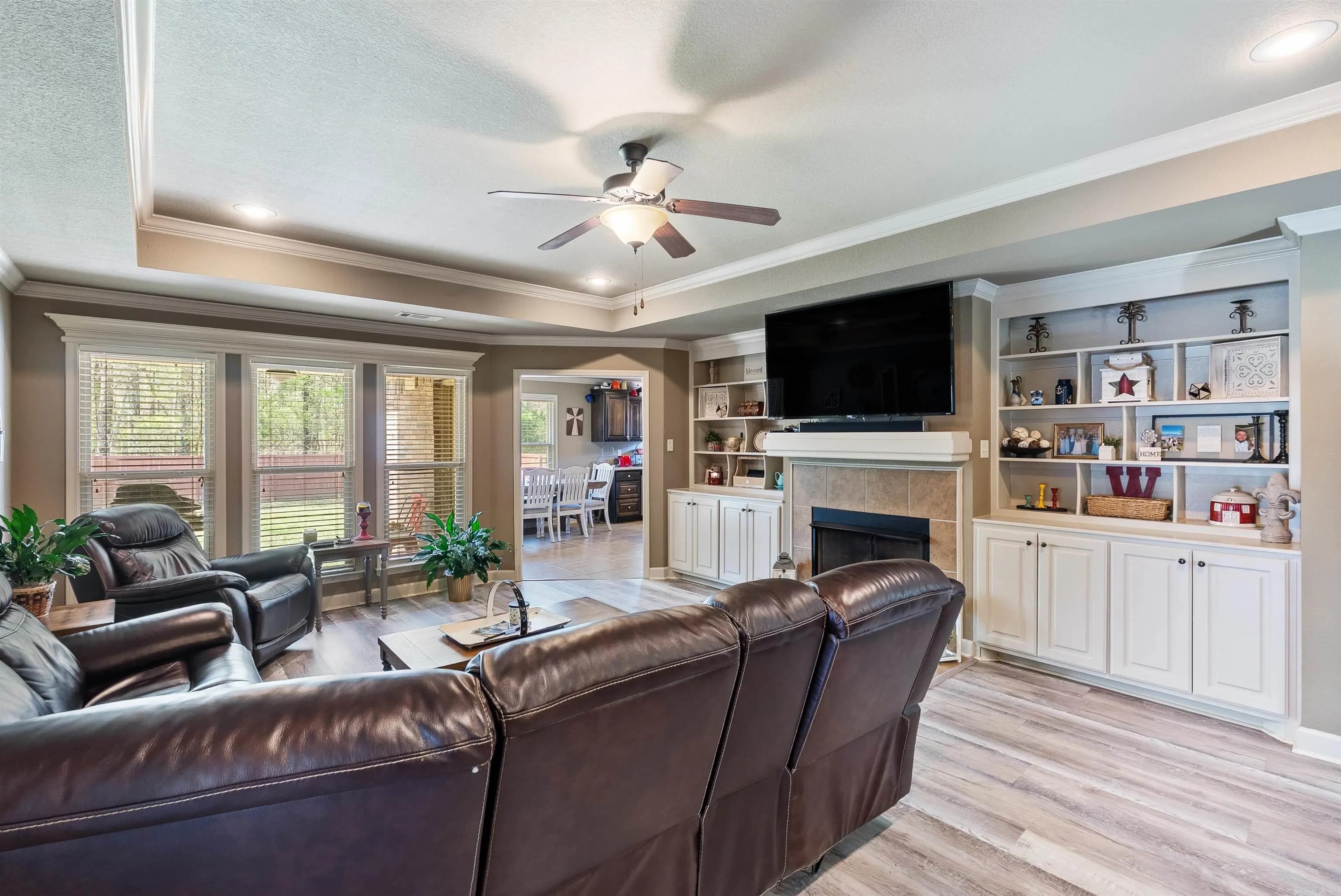 Property at 168  Creekside - Image 8