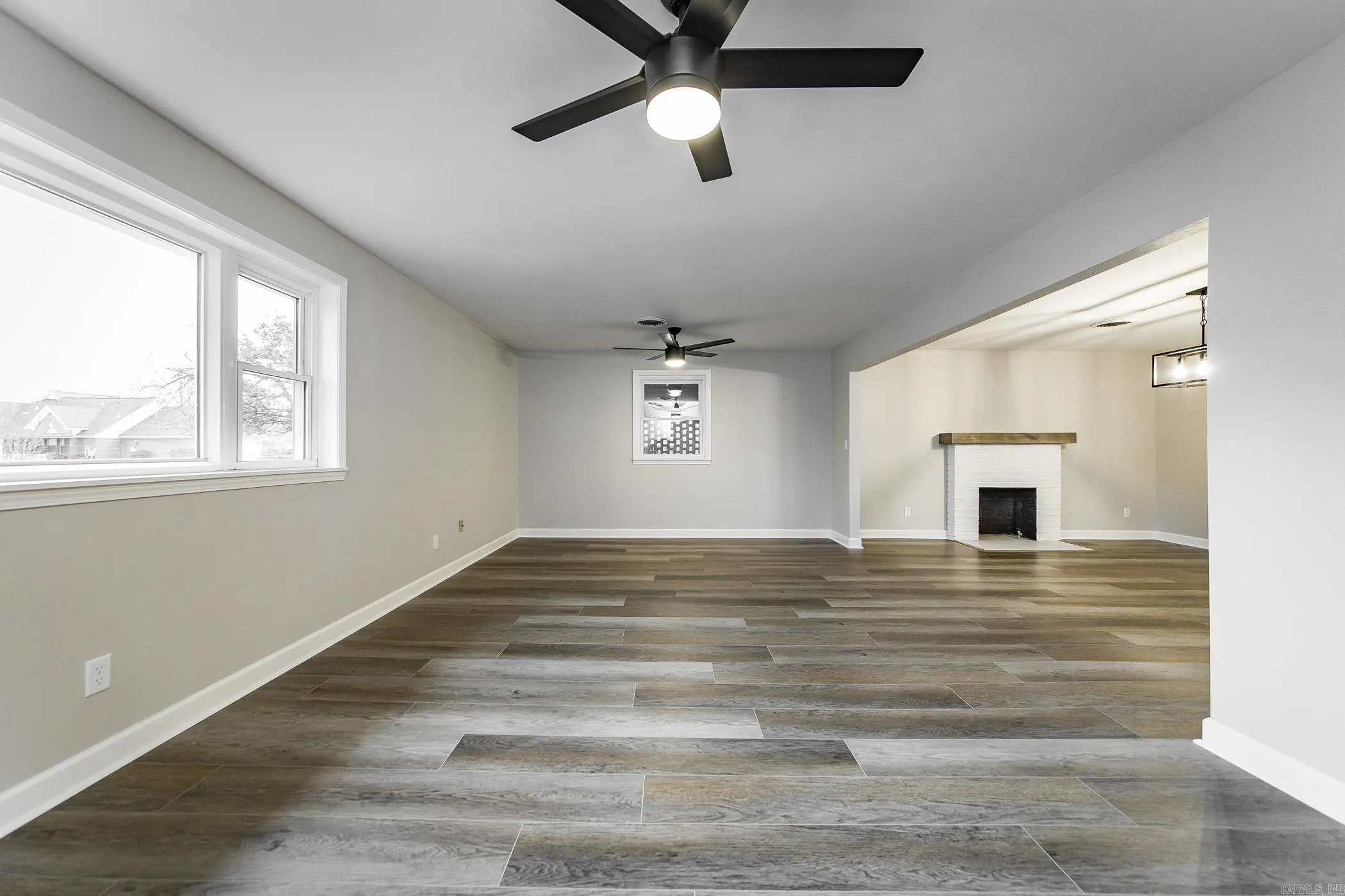 Property at 103 W Oklahoma - Image 21