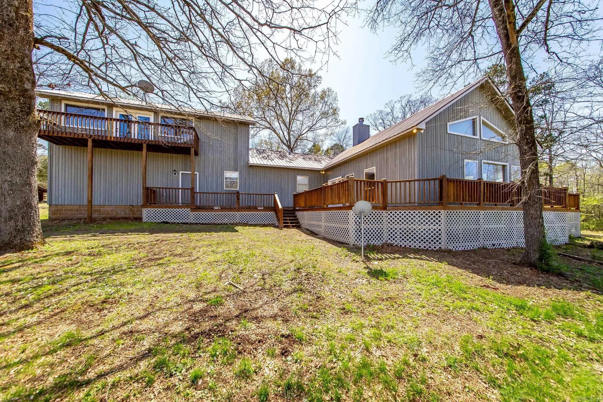 Property at 249  Roxie - Image 34