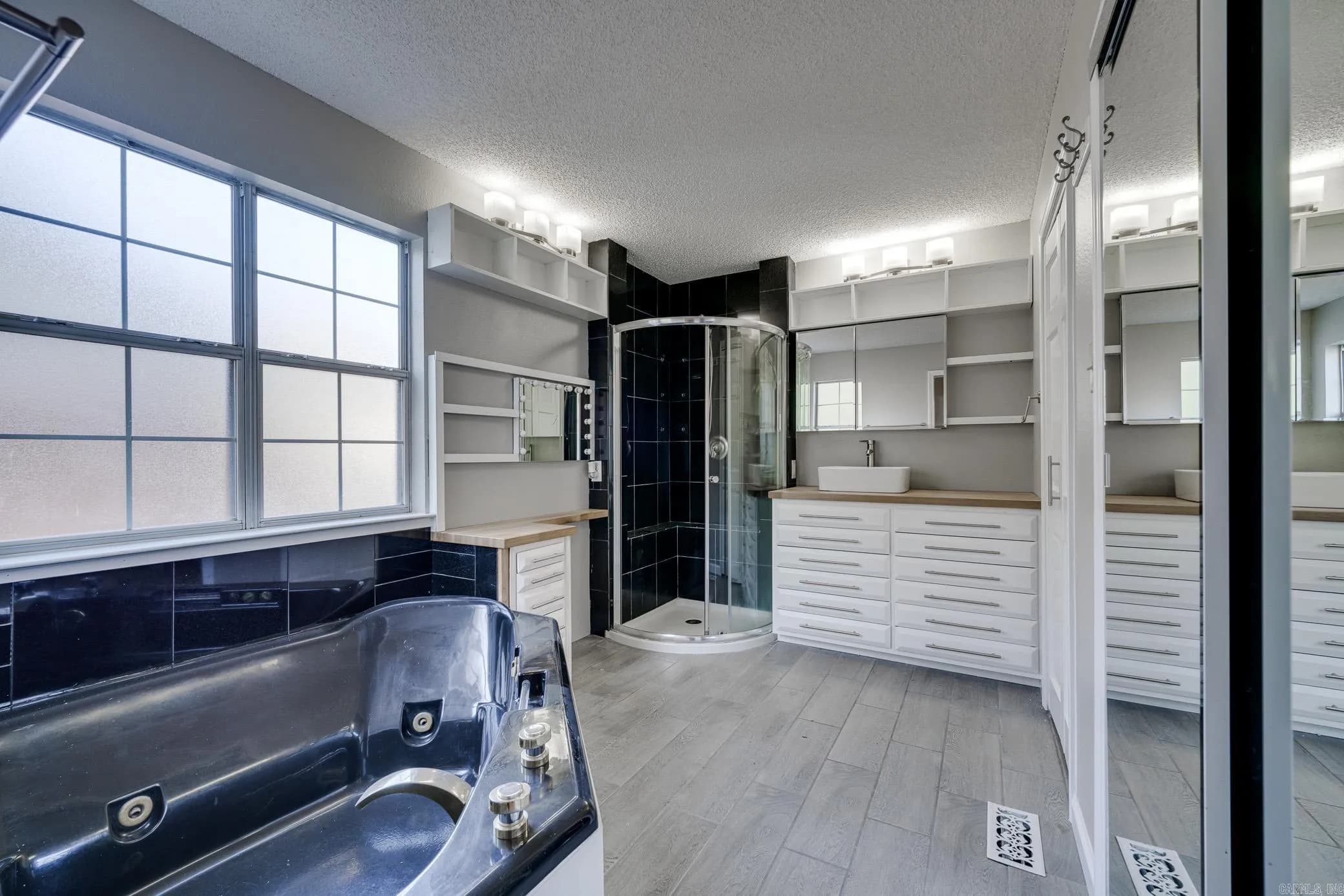 Property at 2100  Cherry crossing - Image 20