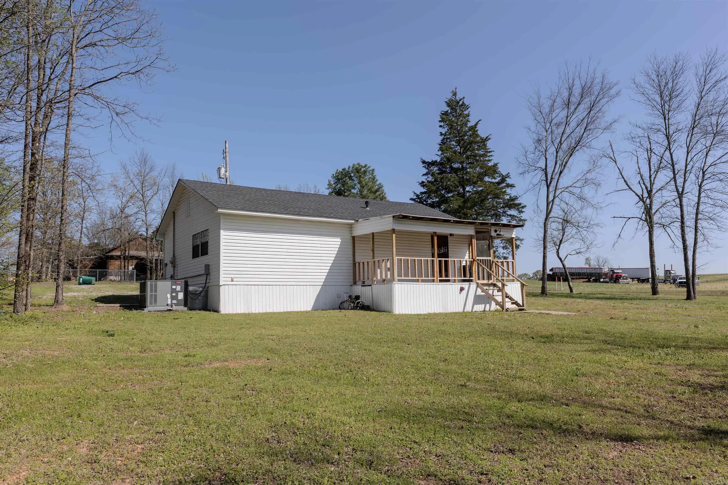 Property at 3  Bowhunter - Image 23
