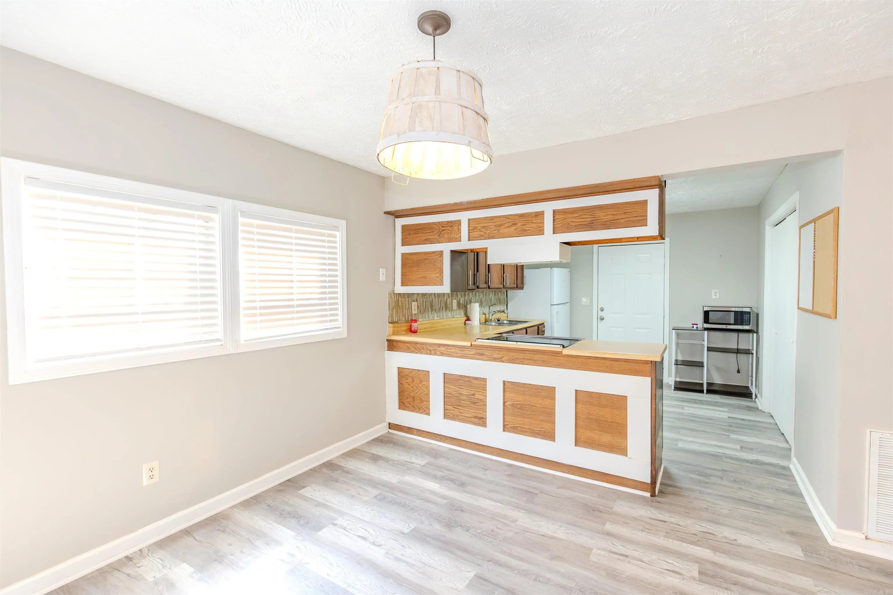 Property at 3  Bowhunter - Image 7