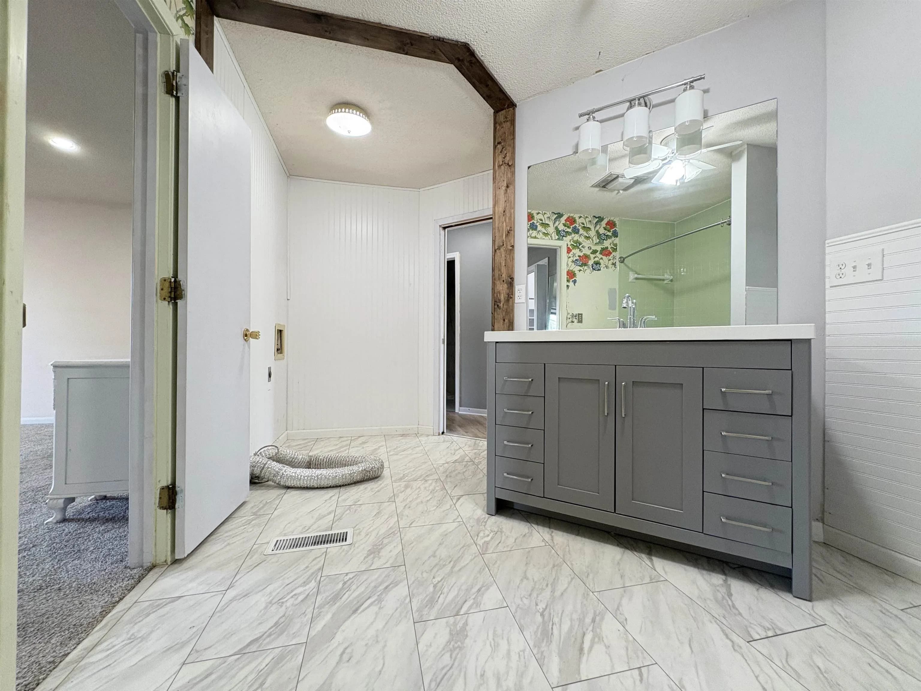 Property at 4  Amohi - Image 25