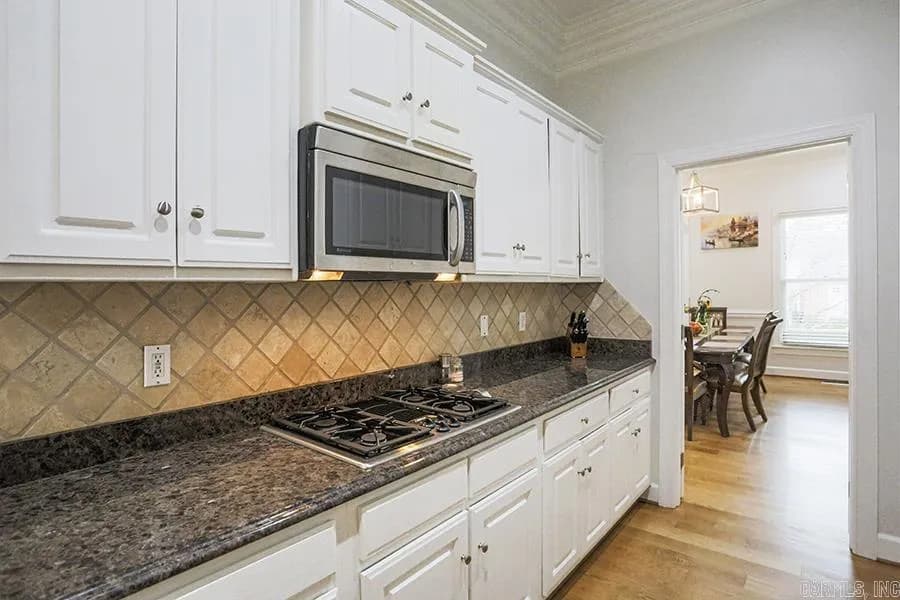 Property at 33  Bretagne - Image 12