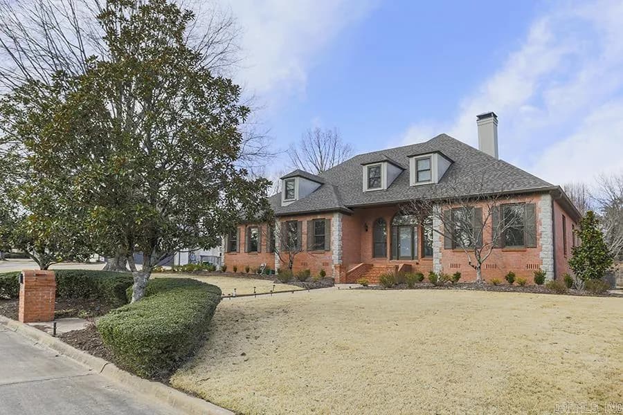 Property at 33  Bretagne - Image 2