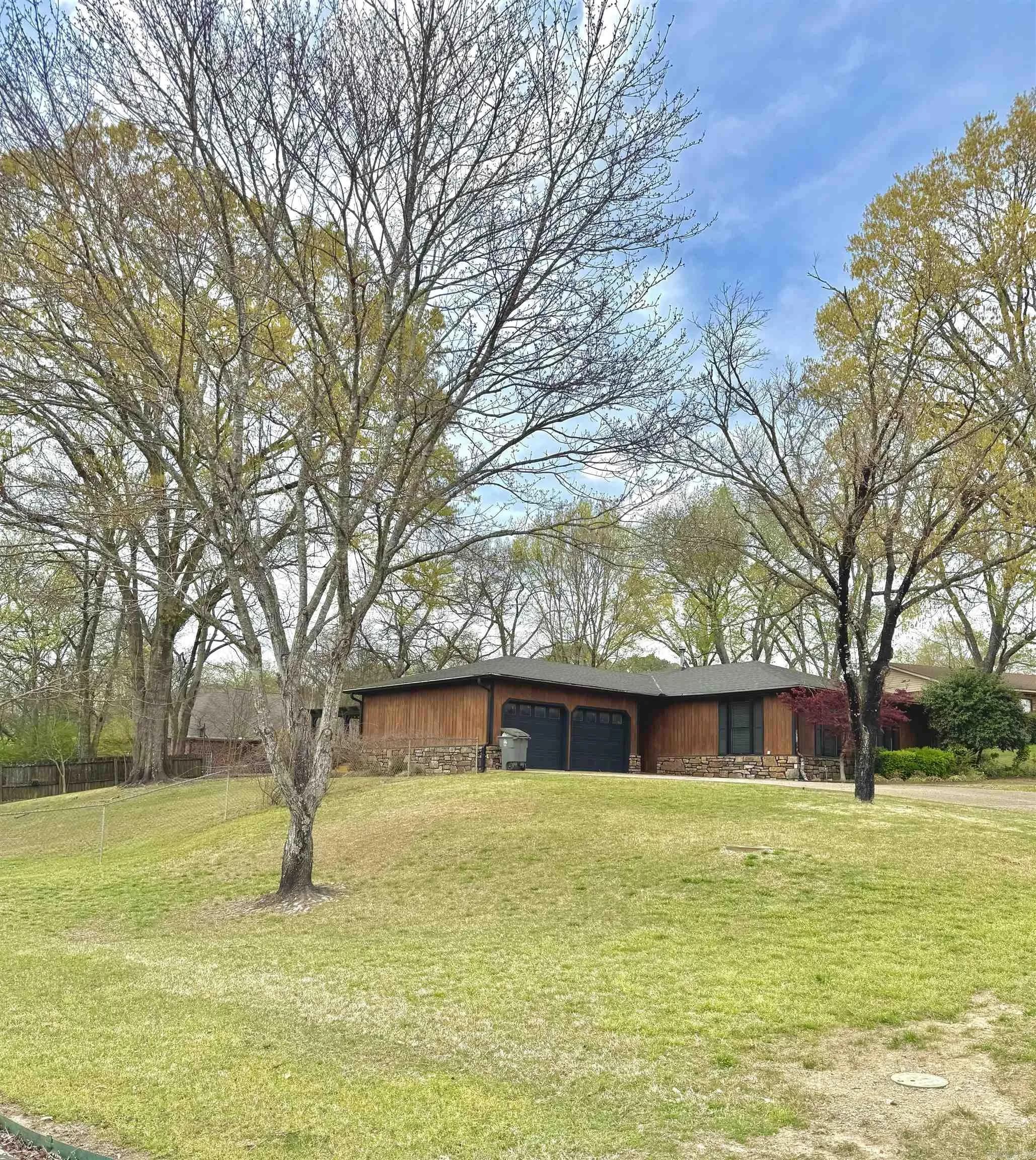 Property at 119  Pine meadows - Image 2