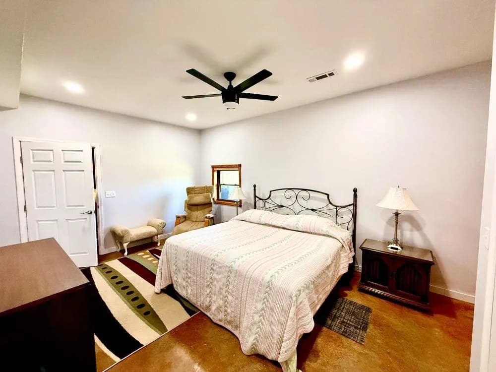 Property at 10019  Promise land - Image 37