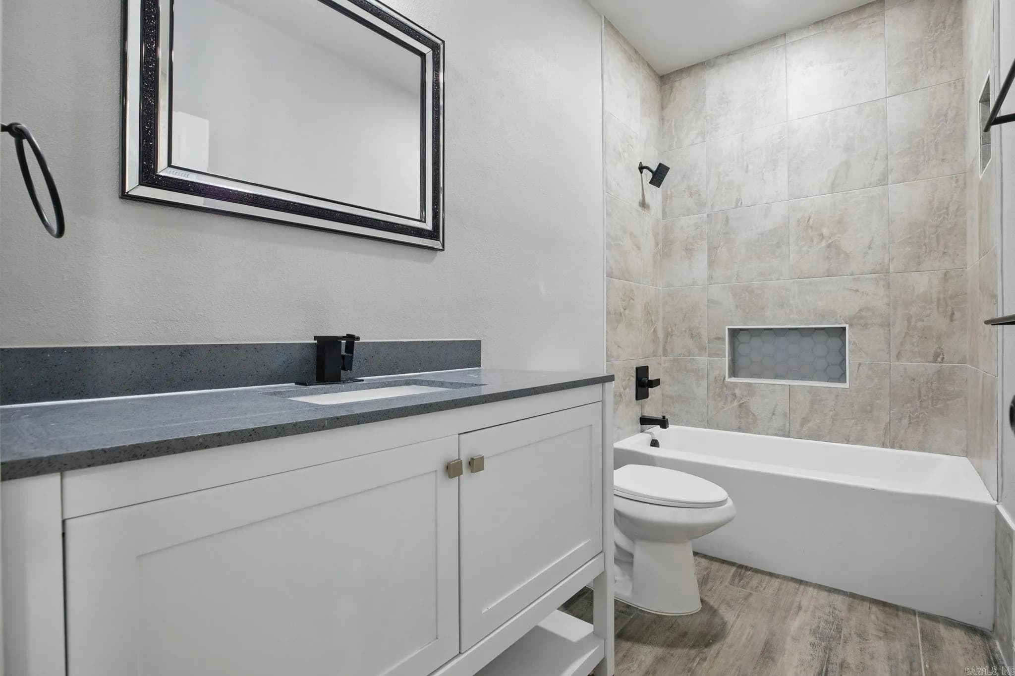 Property at 15210  Sara drive - Image 25