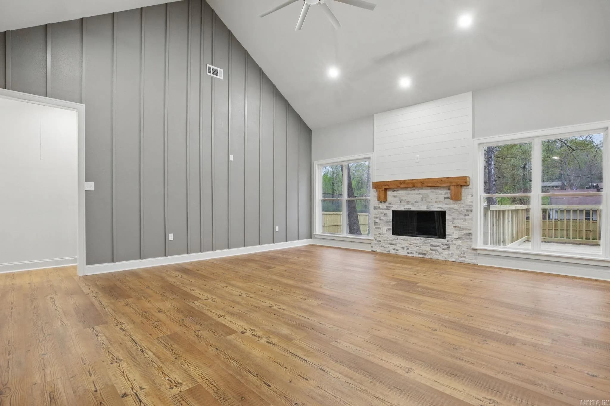 Property at 15210  Sara drive - Image 16