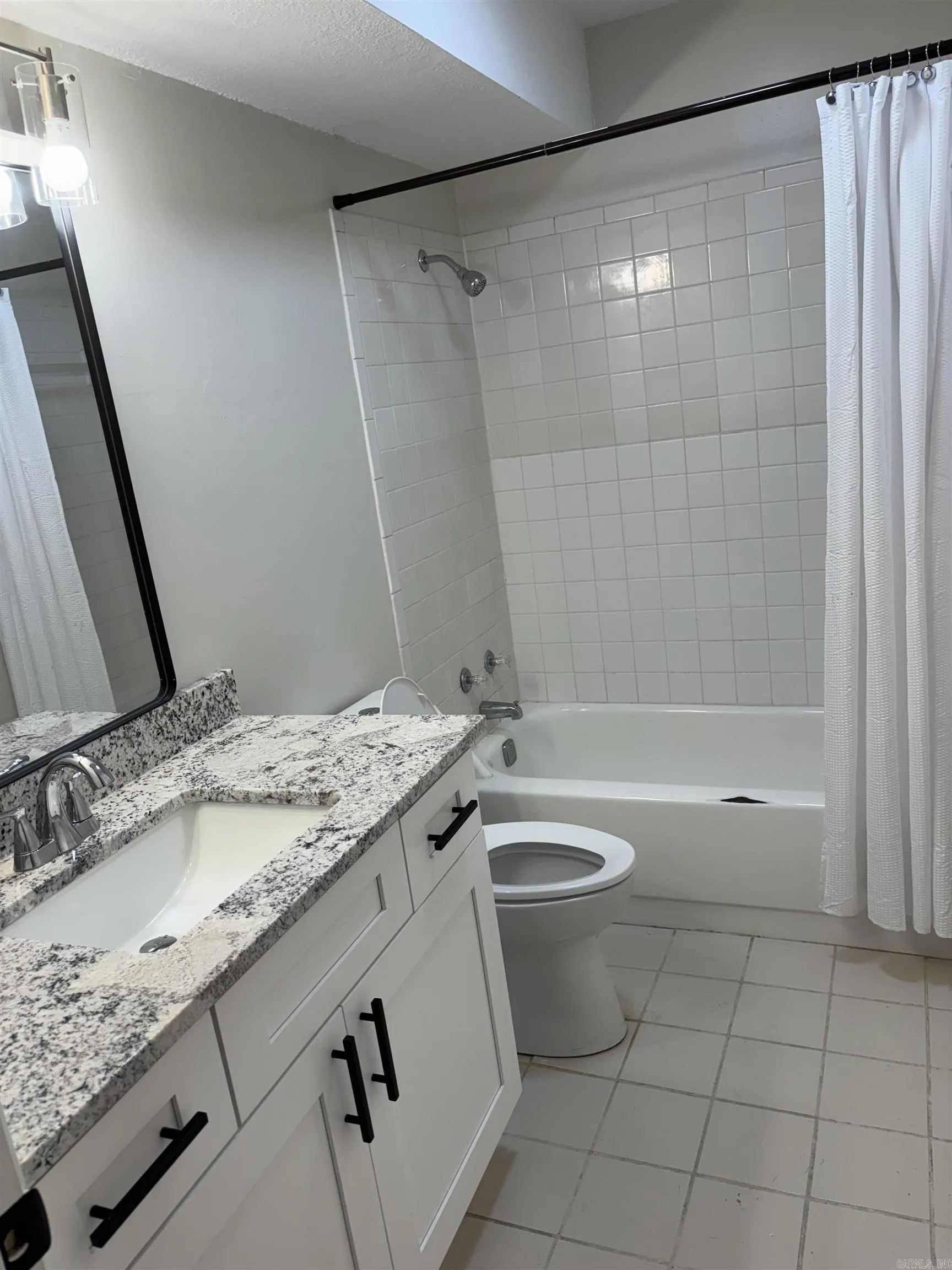 Property at 101  Pine forest d-15, D-15 - Image 26