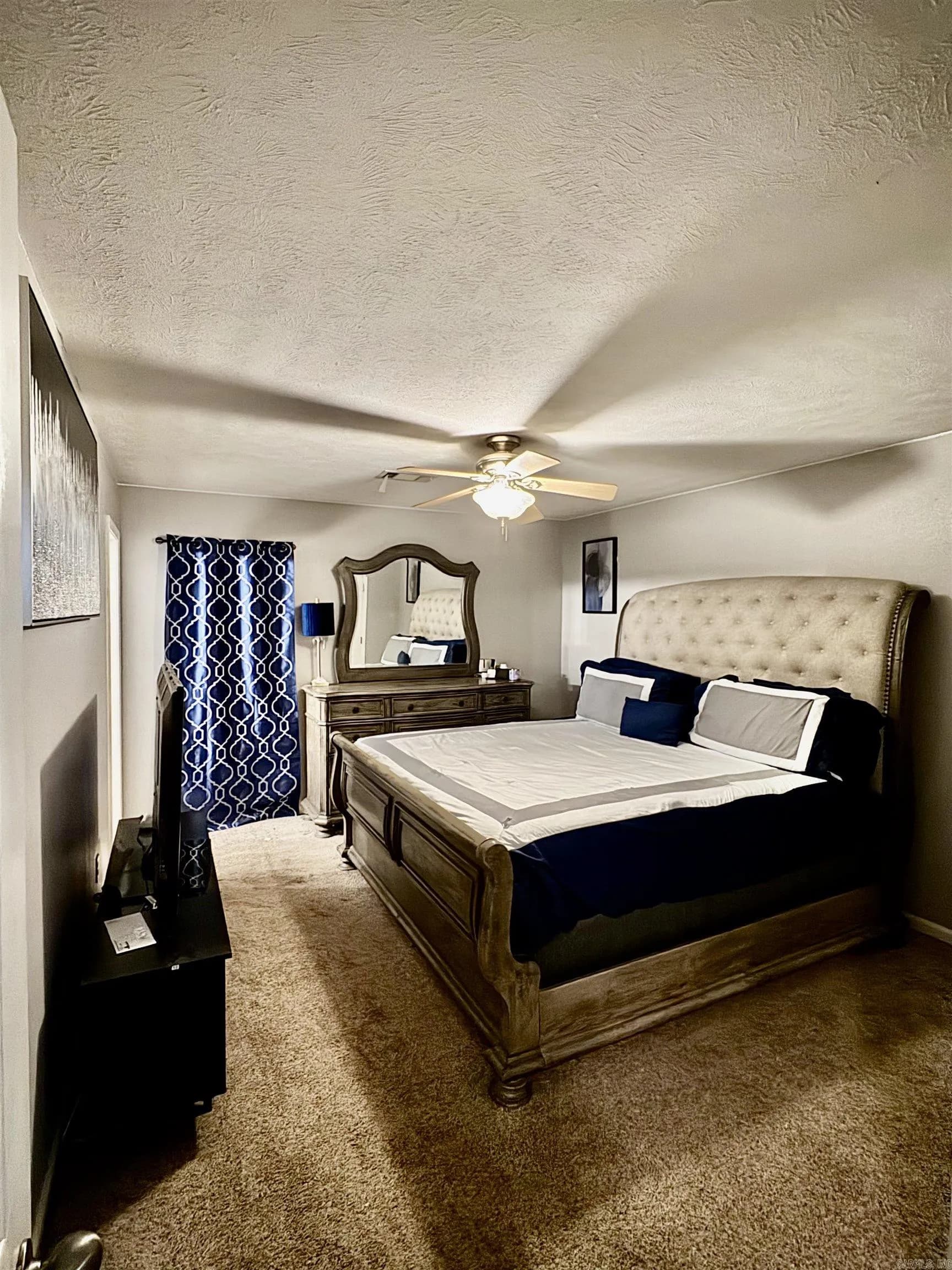 Property at 135  Shiloh - Image 11