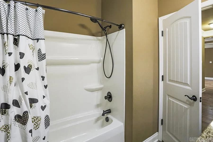 Property at 1104  Nature - Image 42