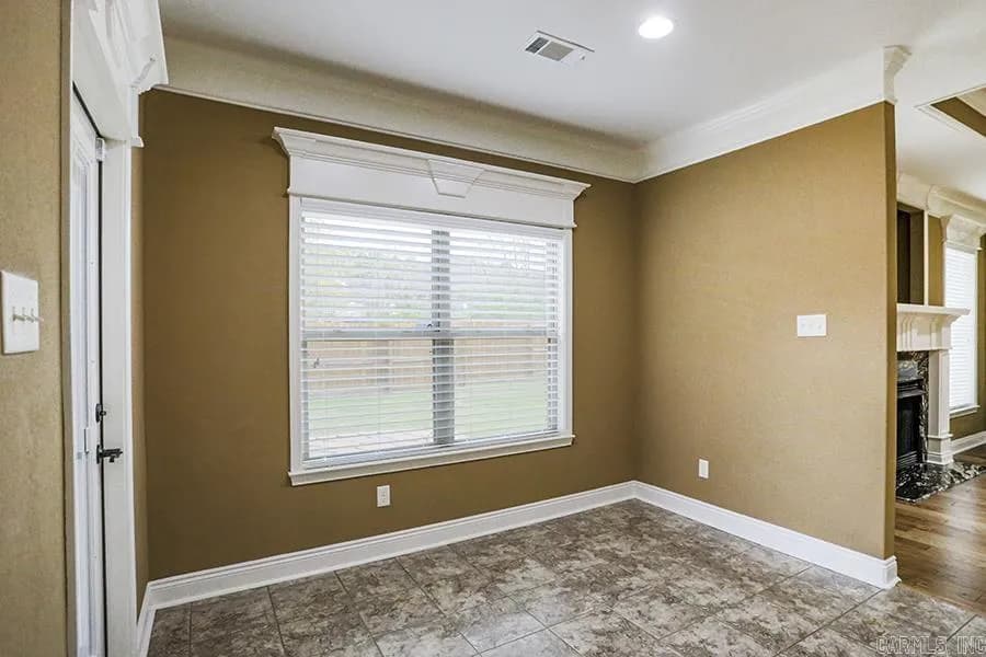 Property at 1104  Nature - Image 21