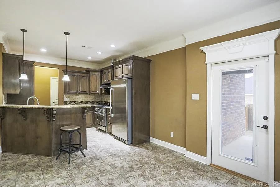 Property at 1104  Nature - Image 20