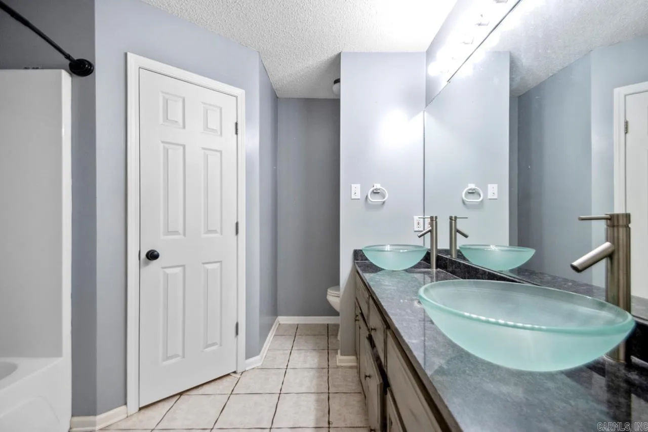 Property at 1905  Calhoun - Image 34