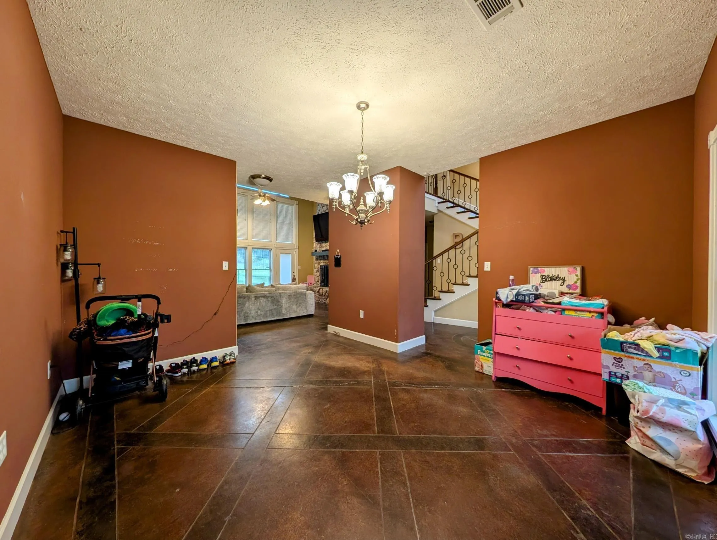 Property at 130  Blue diamond - Image 13