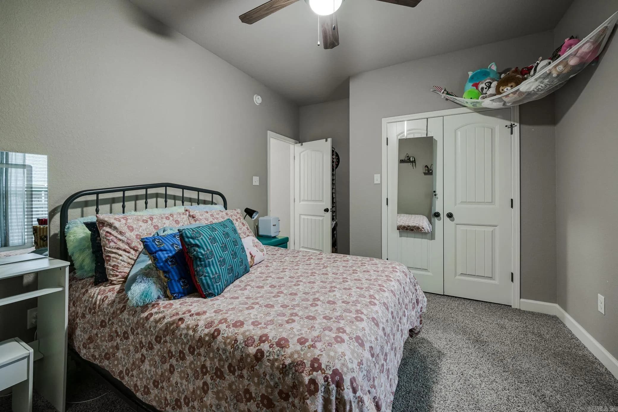 Property at 794  Mango loop - Image 23