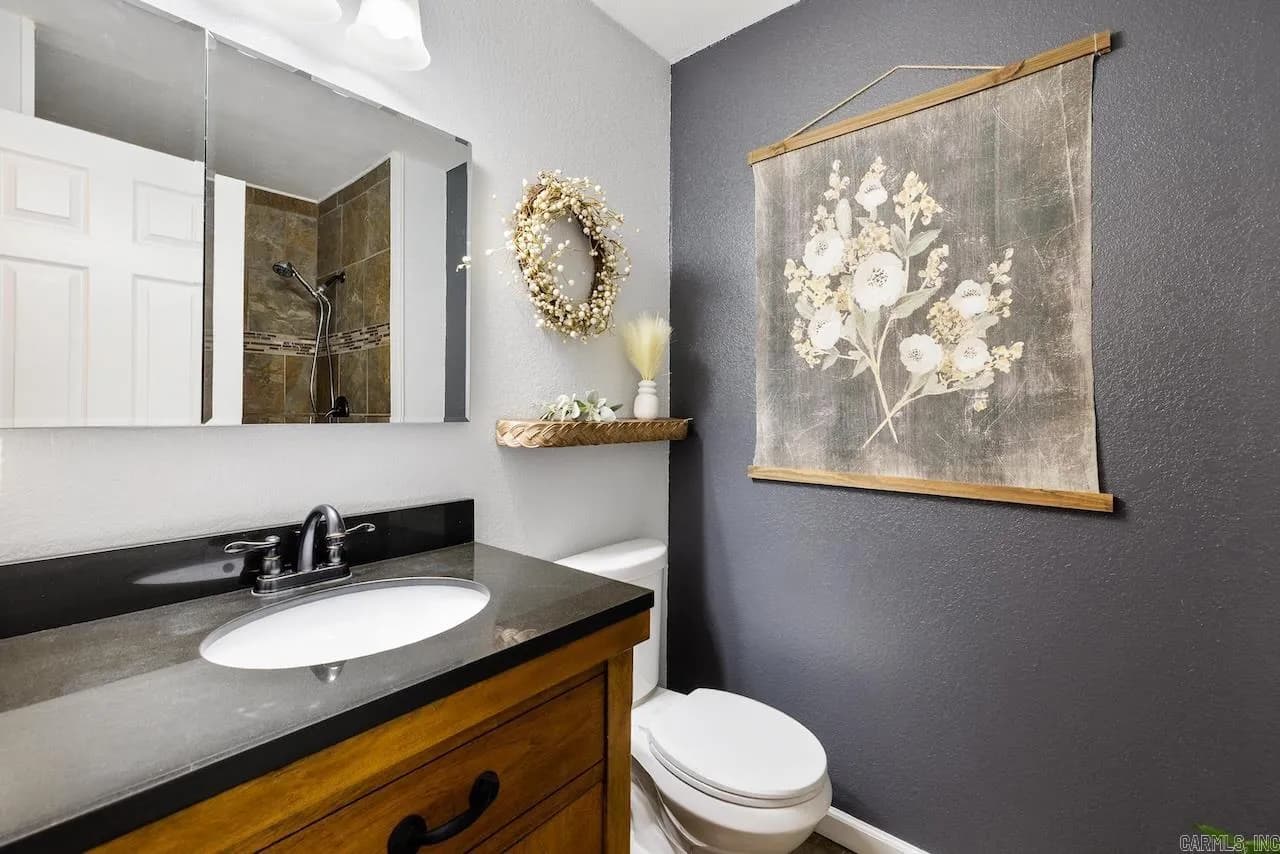 Property at 2417  Briarwood dr - Image 11
