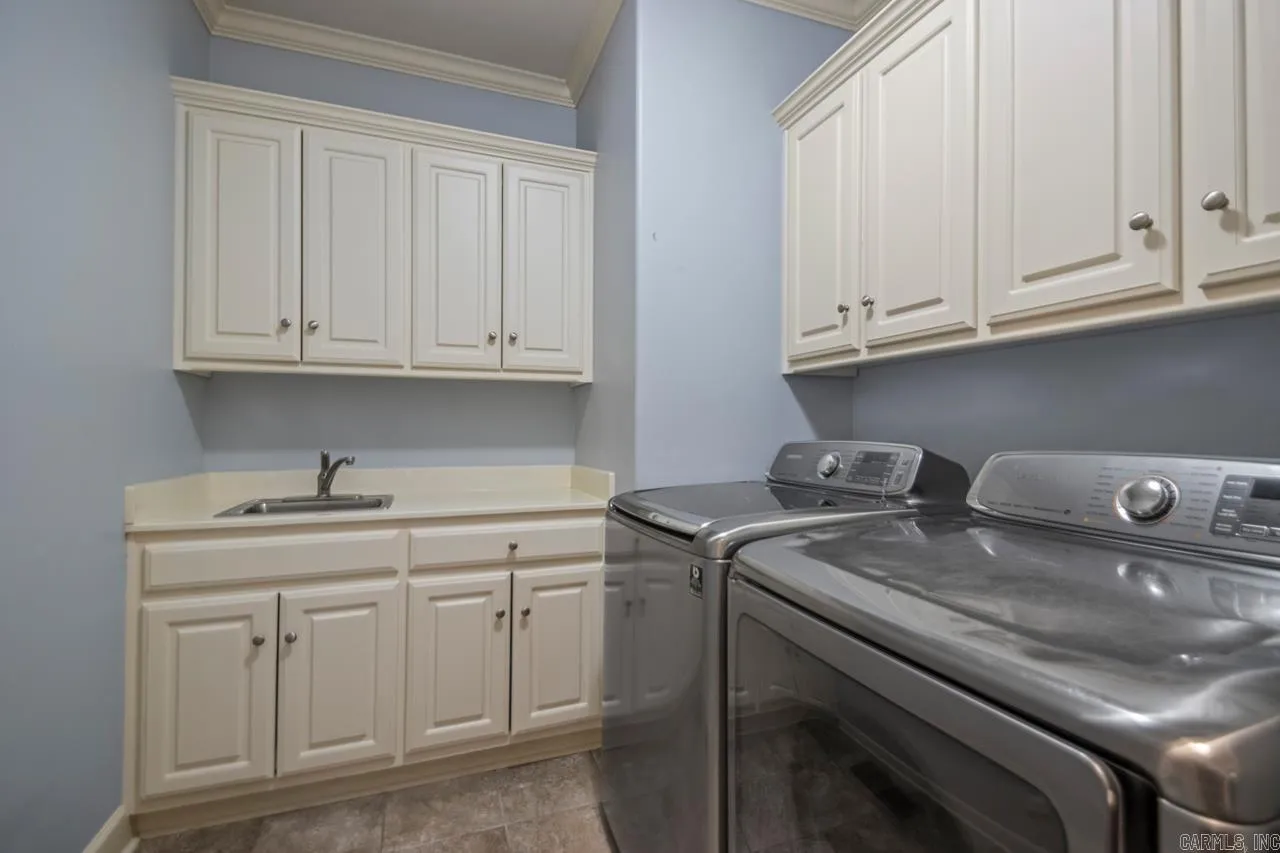 Property at 2611  Valley park - Image 26