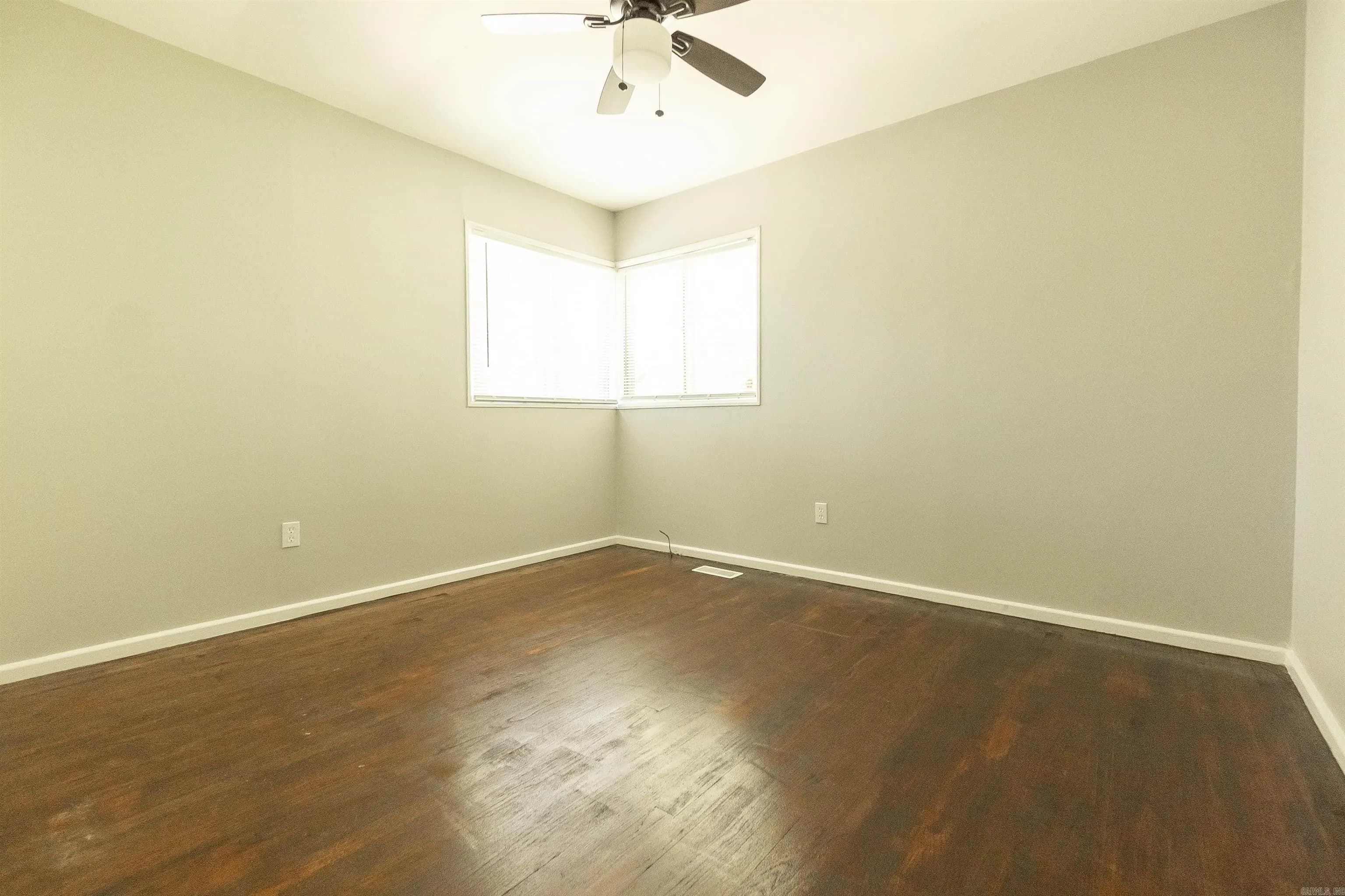Property at 26  Greenway - Image 23