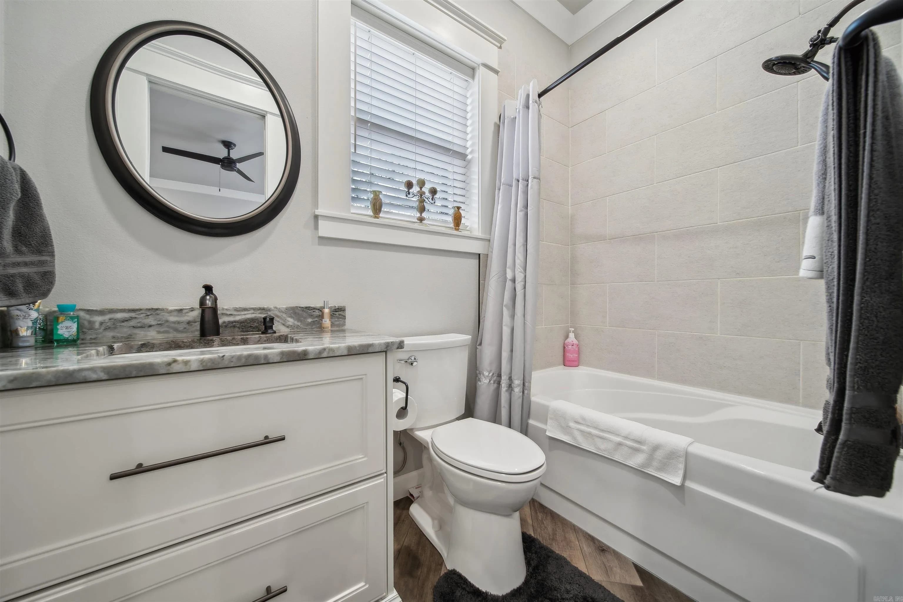 Property at 3419  Bailey loop - Image 38