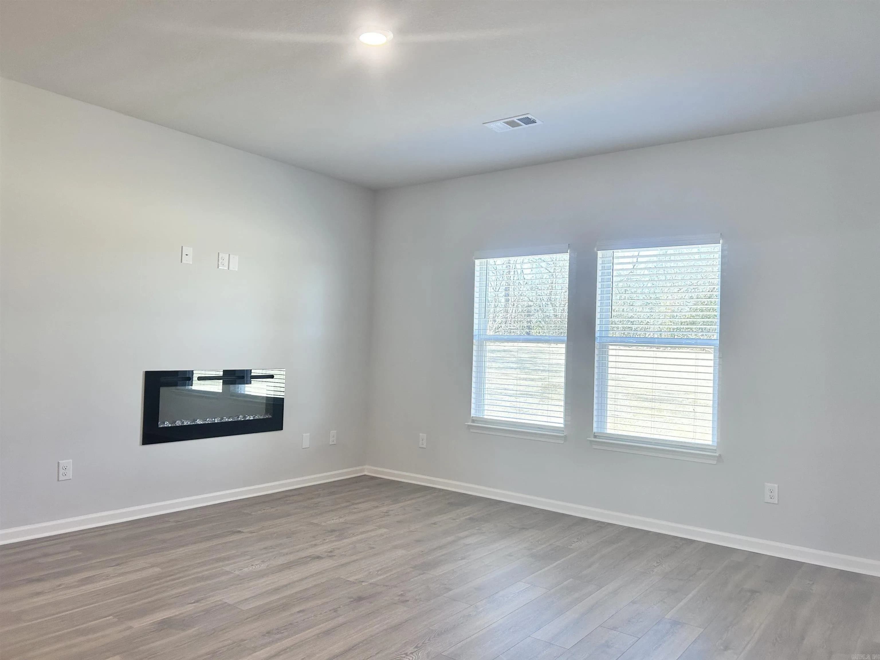 Property at 730  Edgemont - Image 12