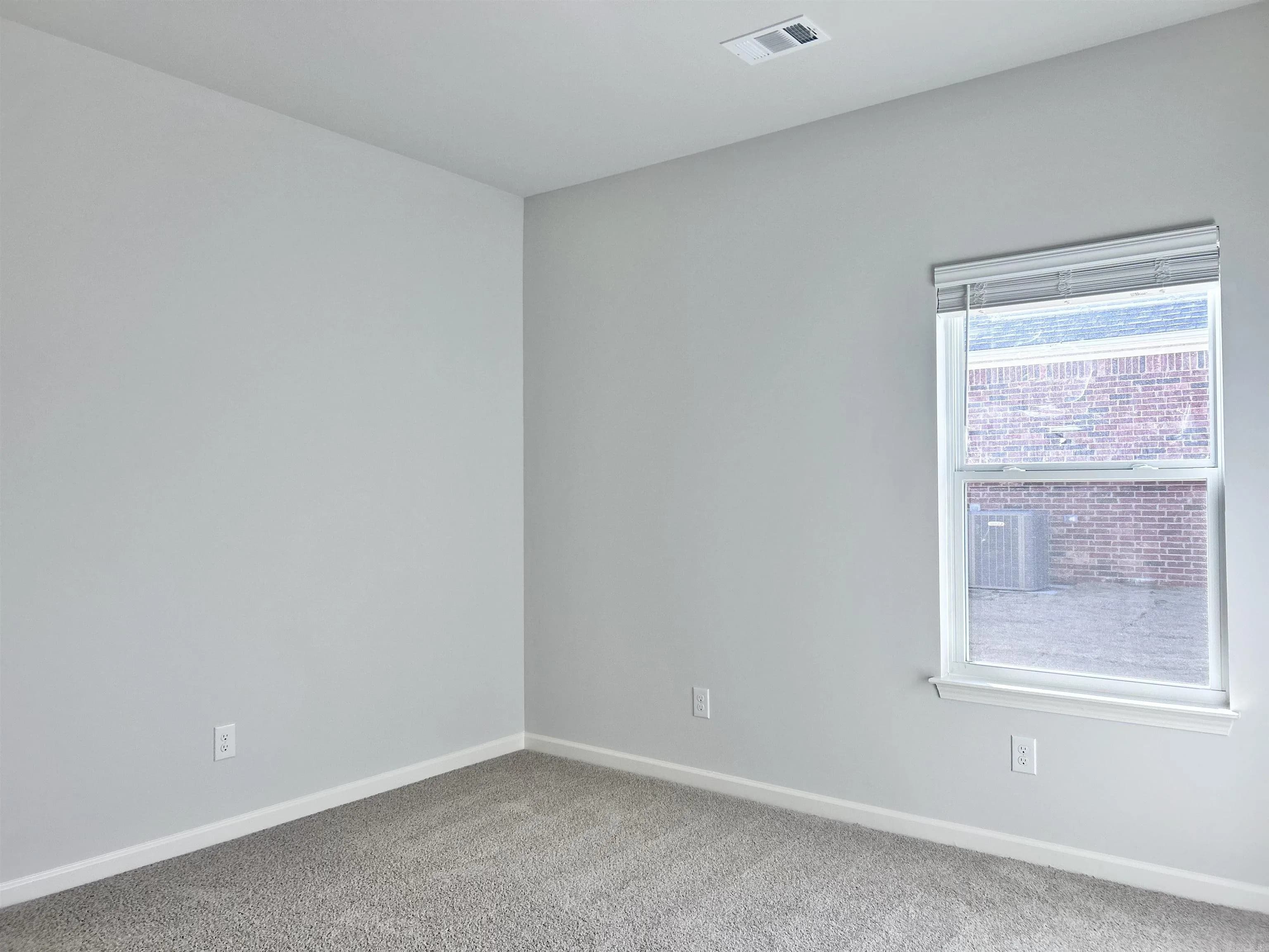 Property at 730  Edgemont - Image 19