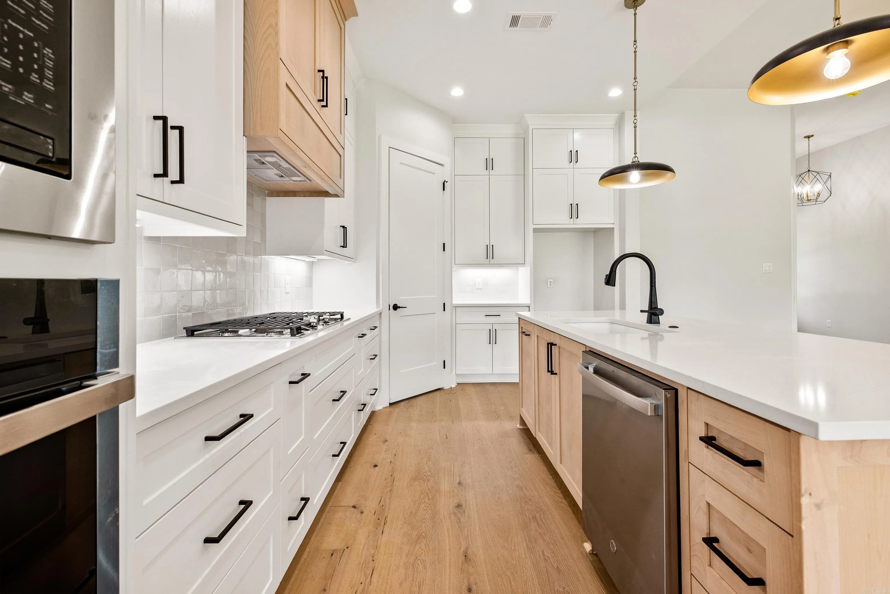 Property at 6172  Majestic waters - Image 10