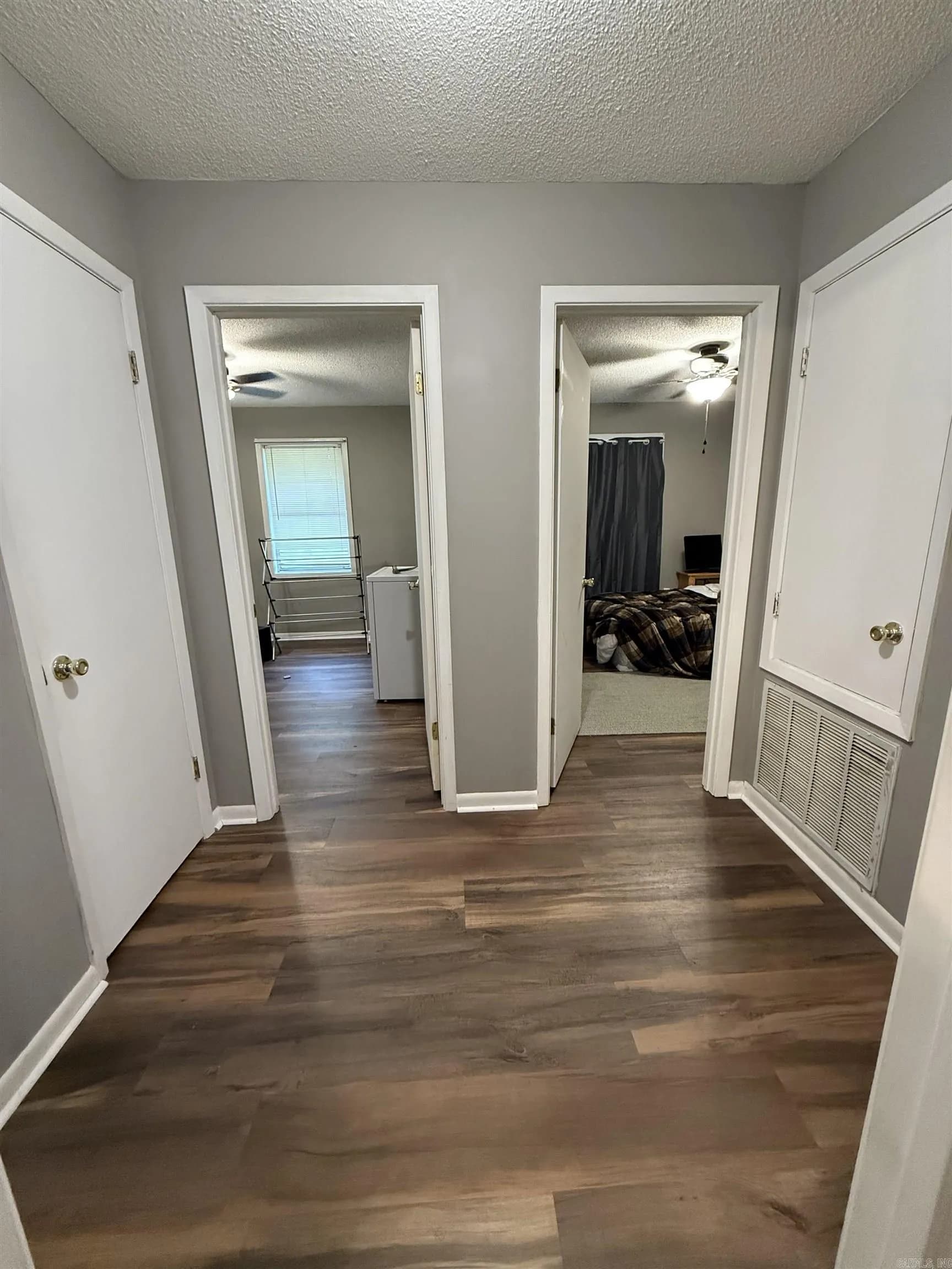 Property at 113  Bellaire court - Image 15