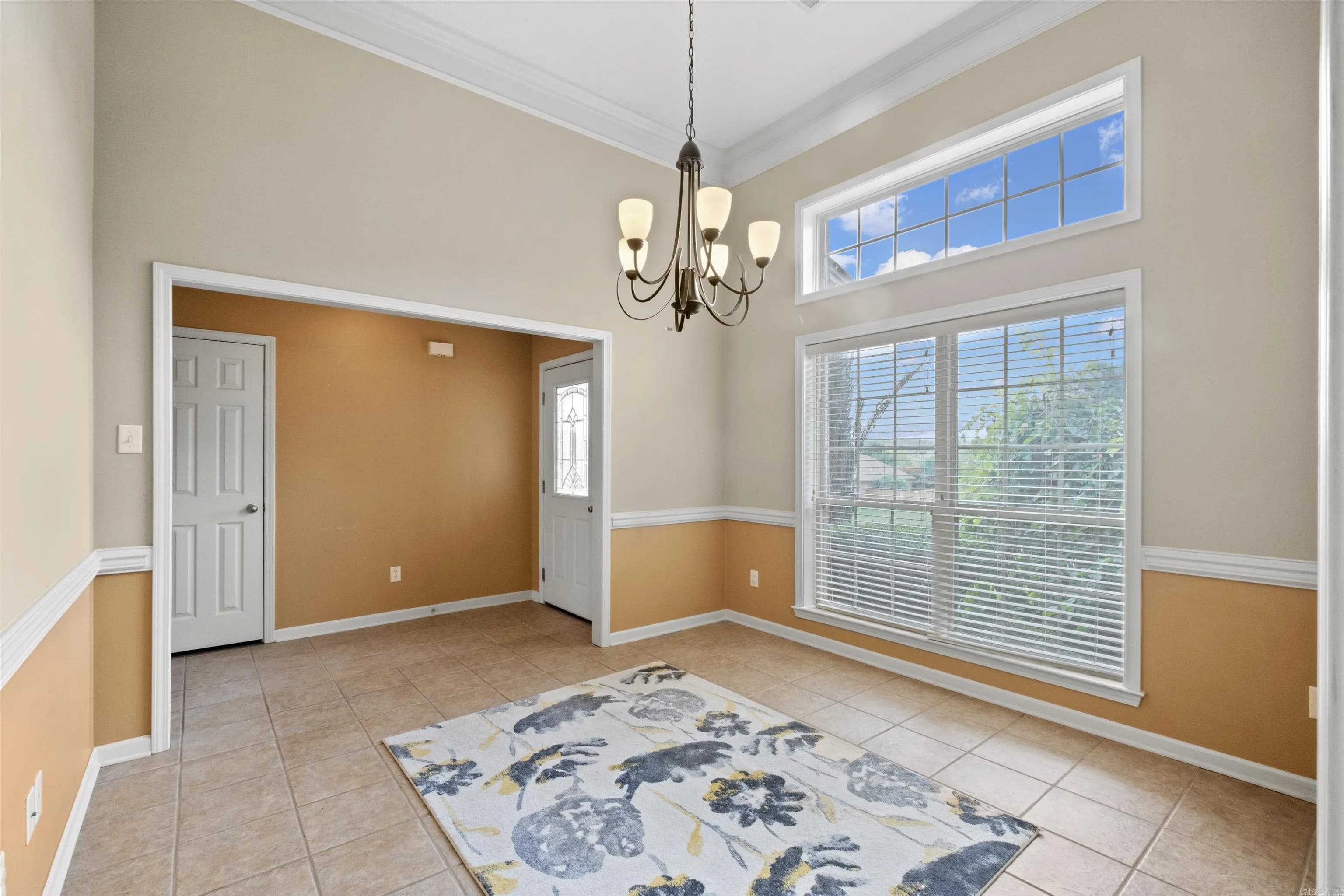 Property at 17  Lauren - Image 12