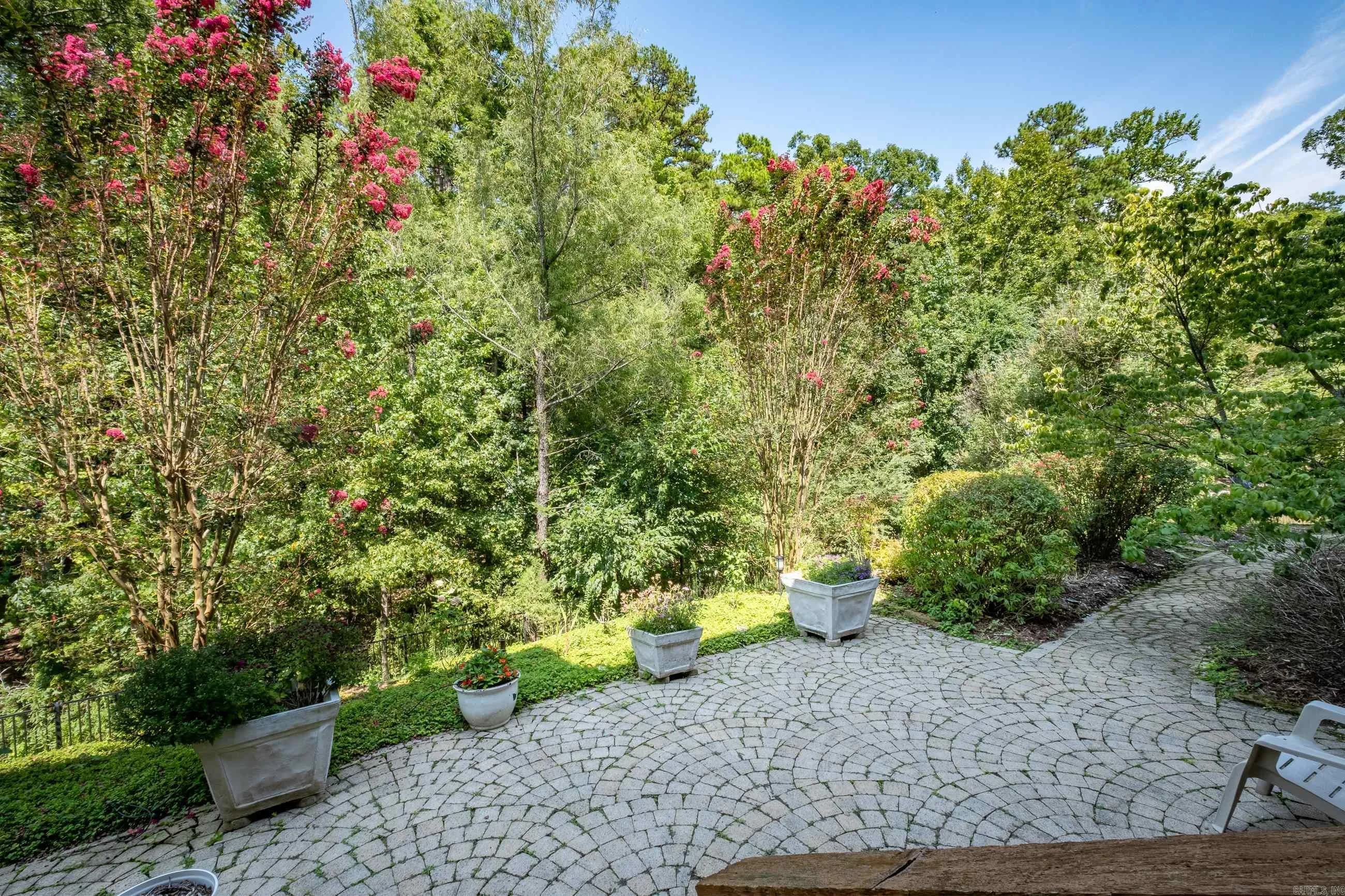 Property at 6  Tory - Image 49