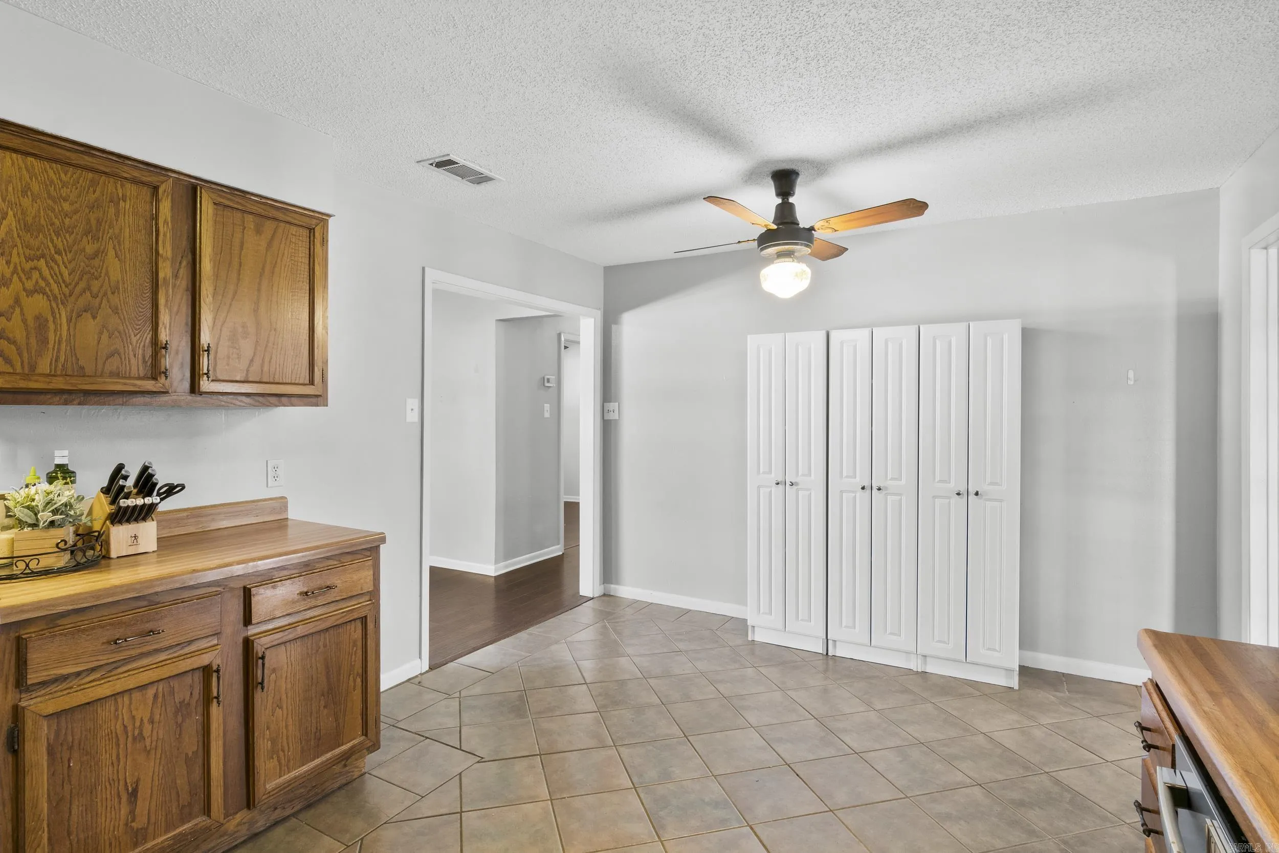 Property at 7799  Samples road - Image 12