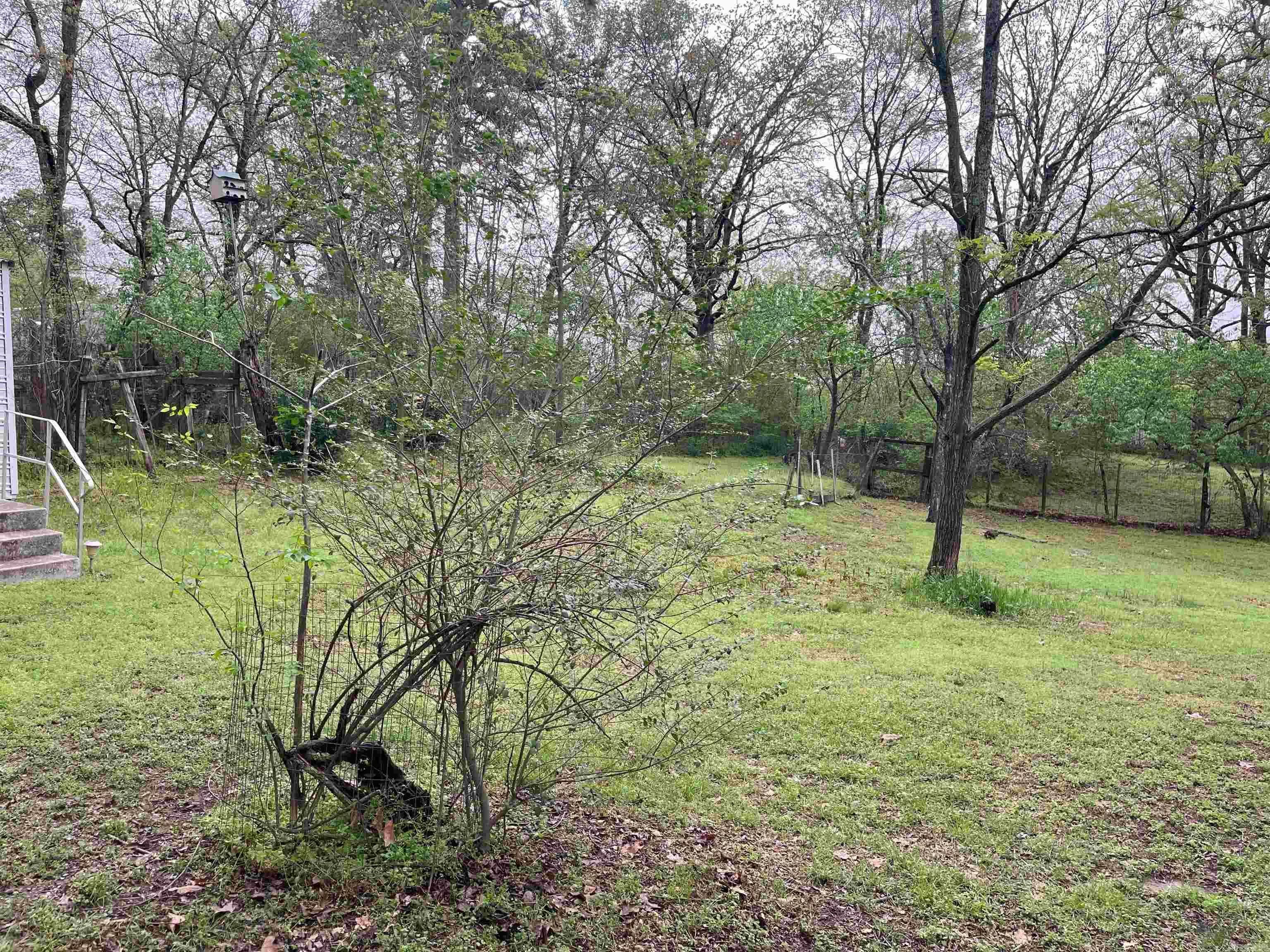 Property at 105  Eddiemee - Image 31