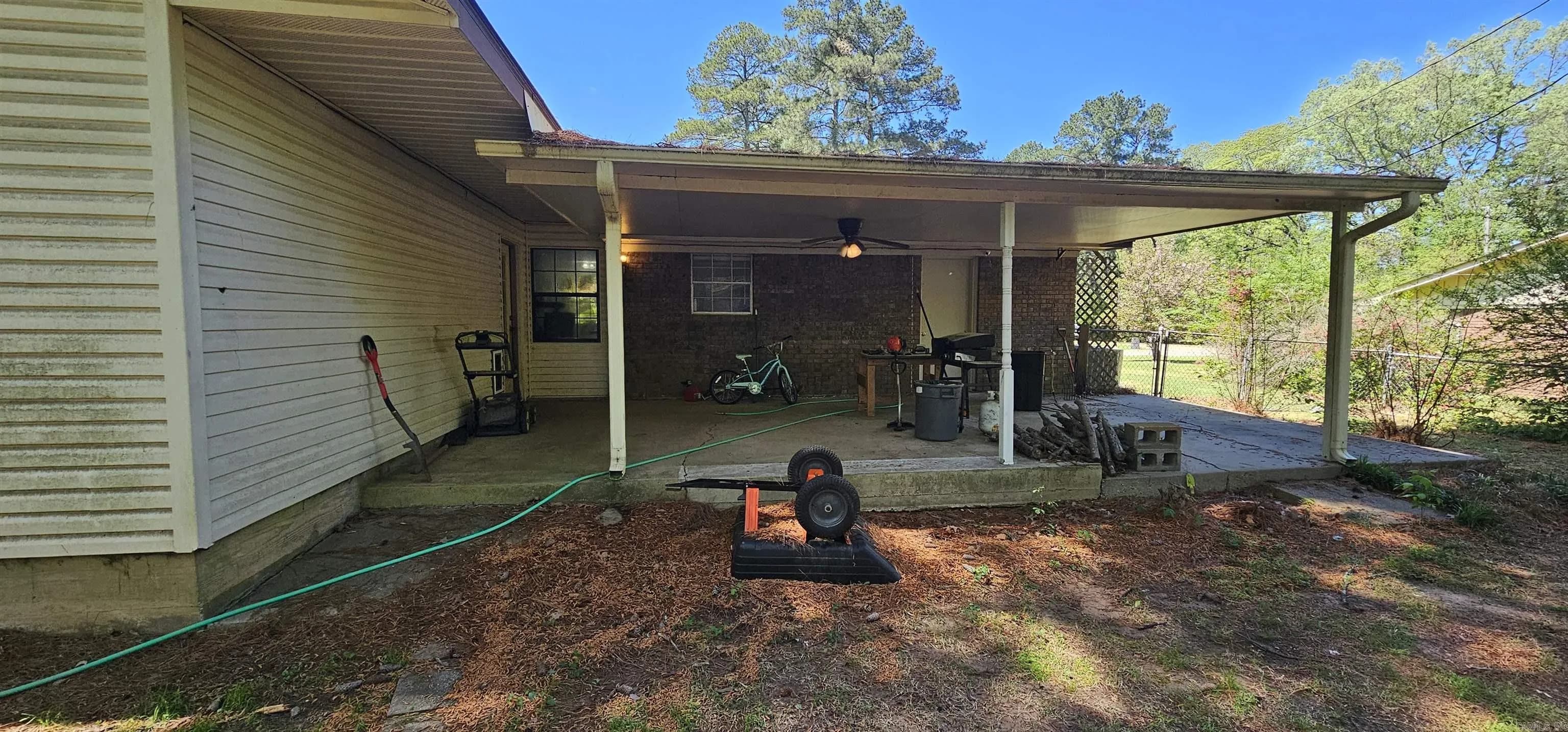 Property at 1307  Wilson - Image 5