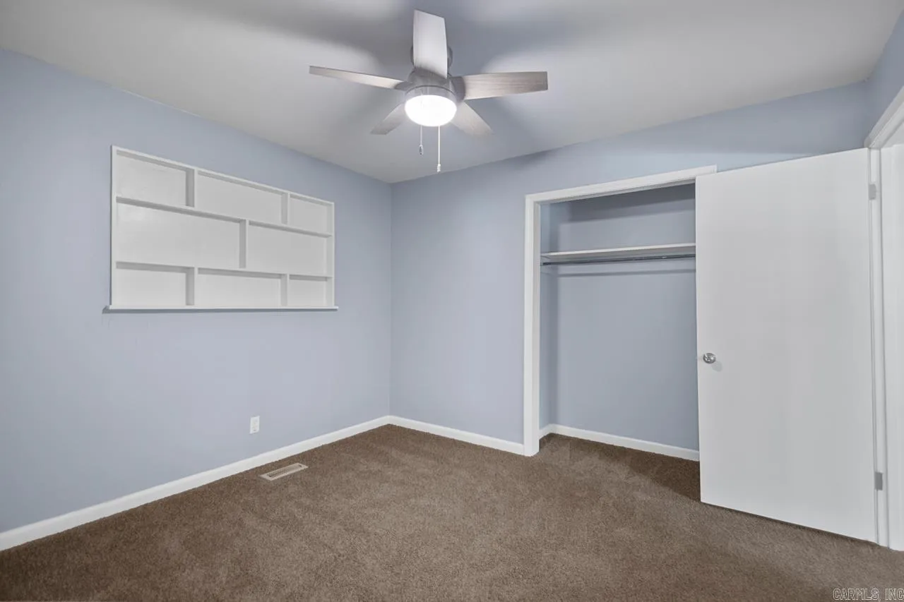 Property at 819 W 55th - Image 24
