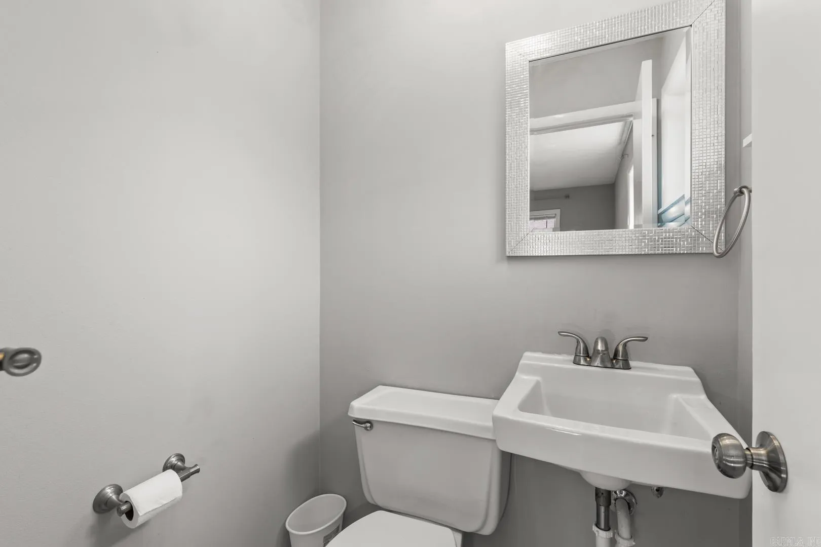 Property at 516  Proft - Image 10
