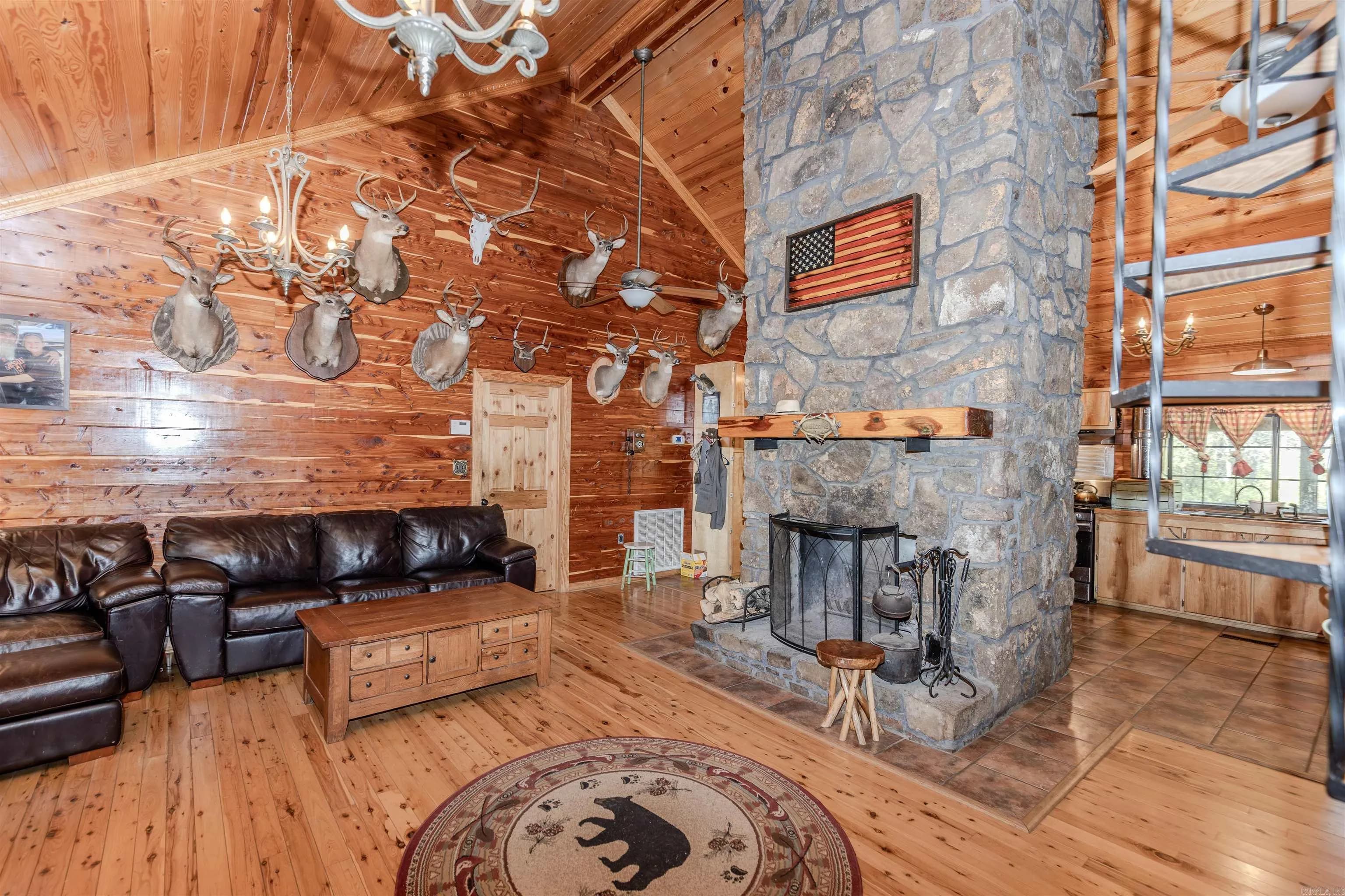 Property at 208  Mountain - Image 6