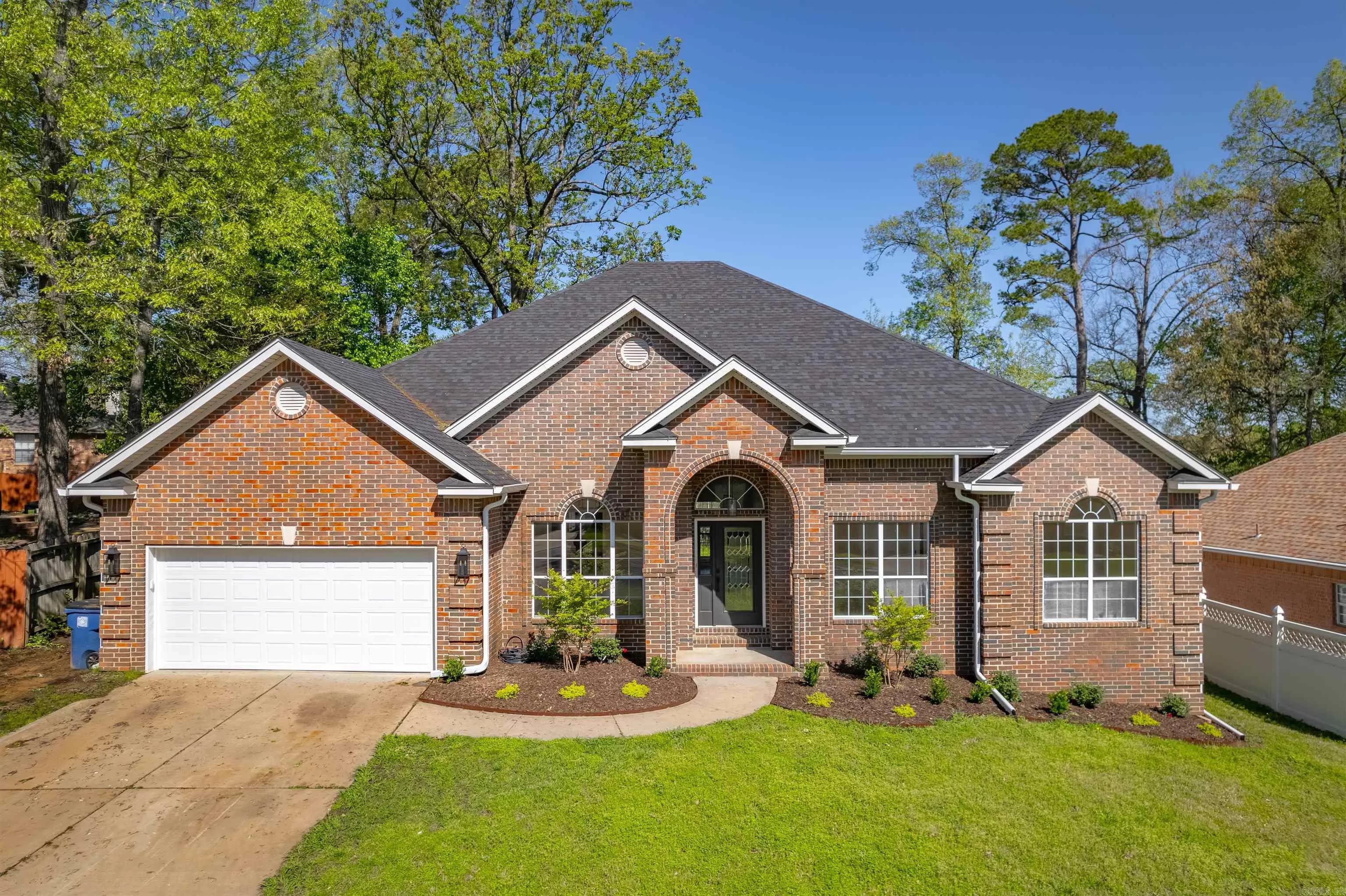 Property at 108  Lily dr - Image 1