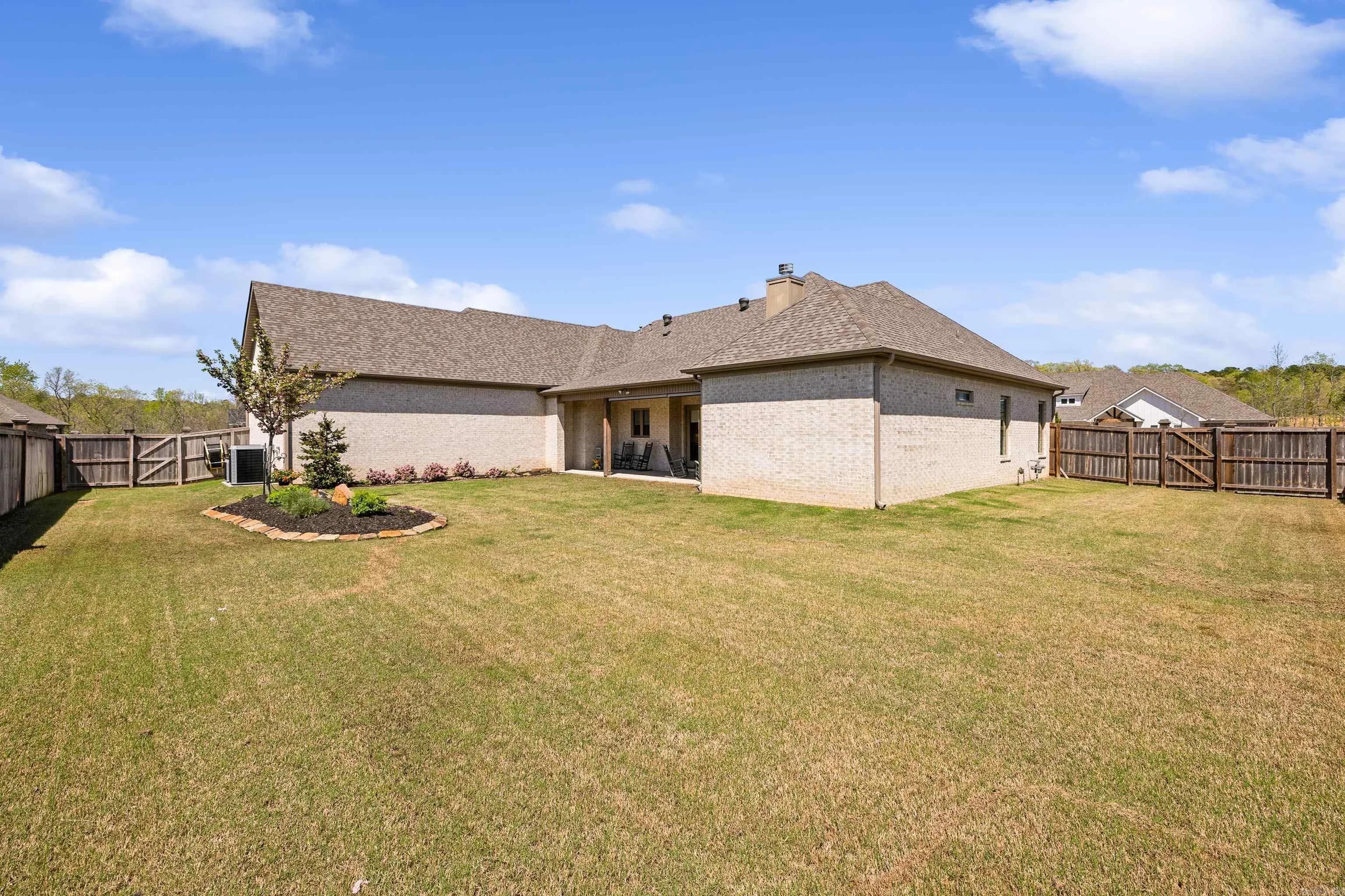 Property at 801  Nature way - Image 44