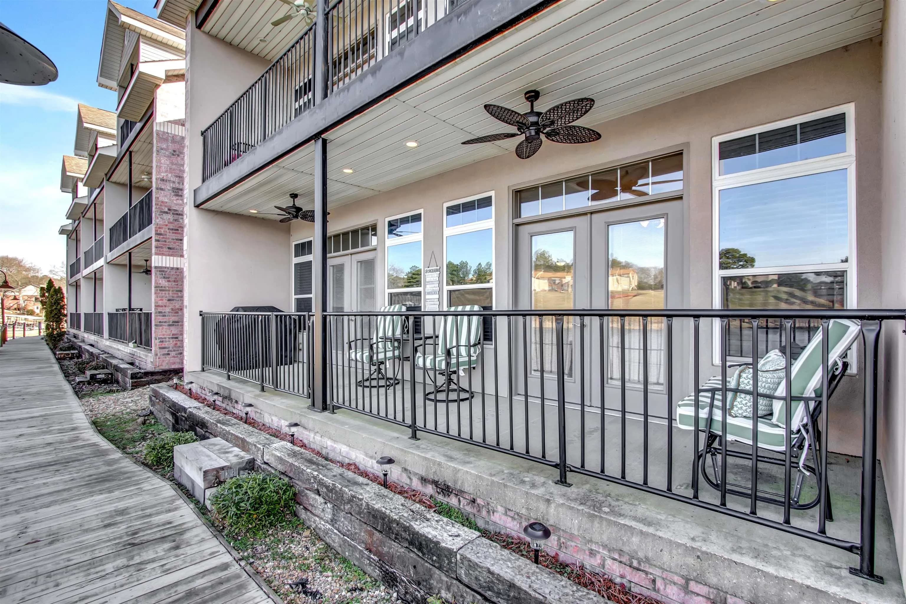 Property at 532  Grand point, C1 - Image 3