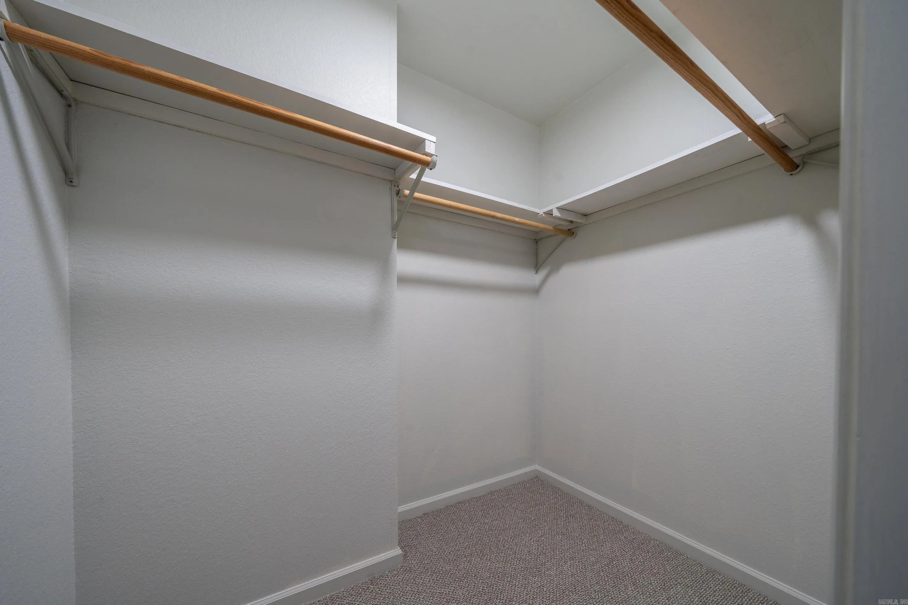 Property at 110  Lake pointe - Image 32