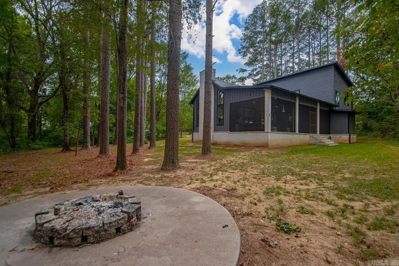 Property at 110  E. sunset - Image 47