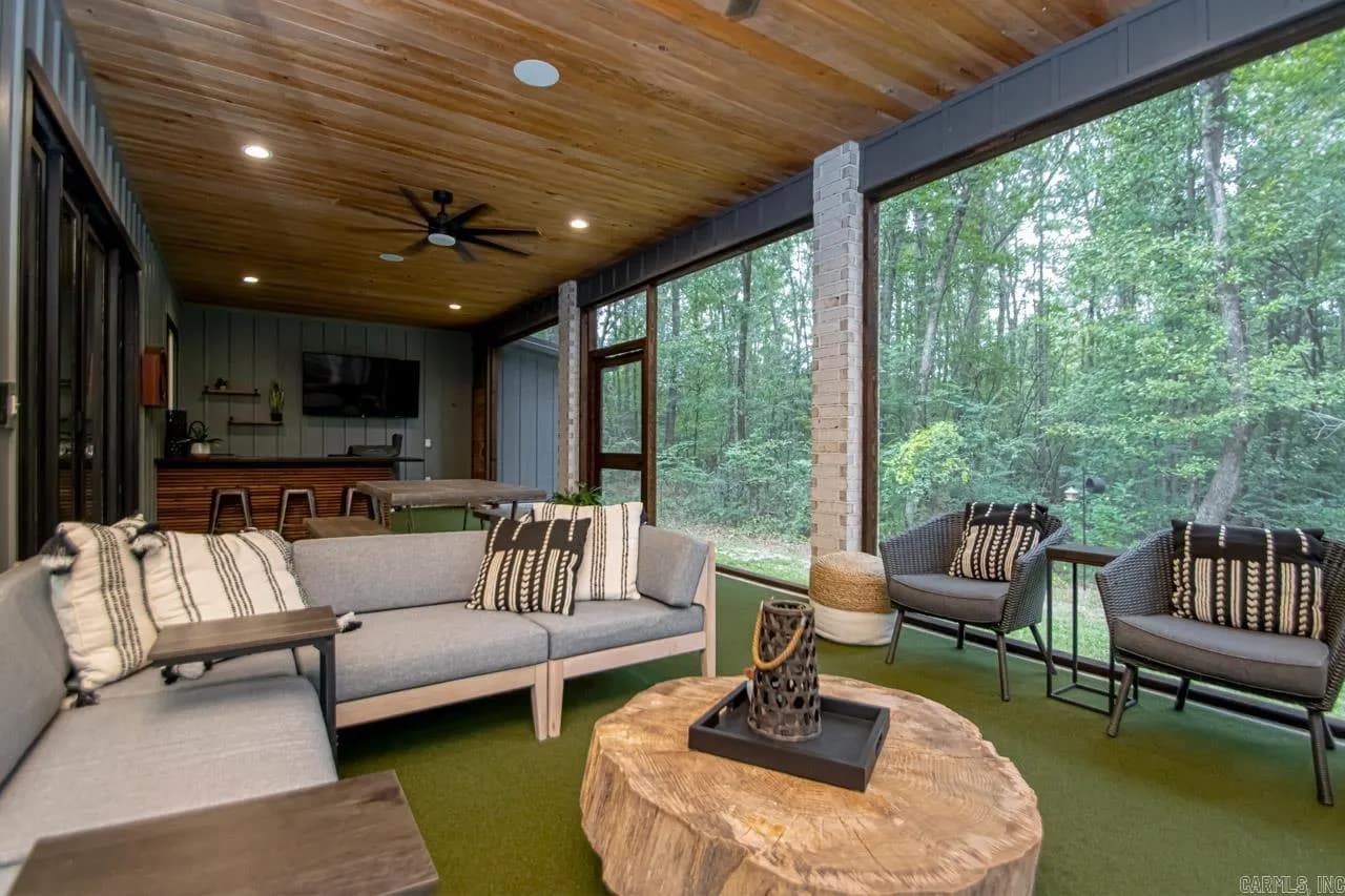 Property at 110  E. sunset - Image 41
