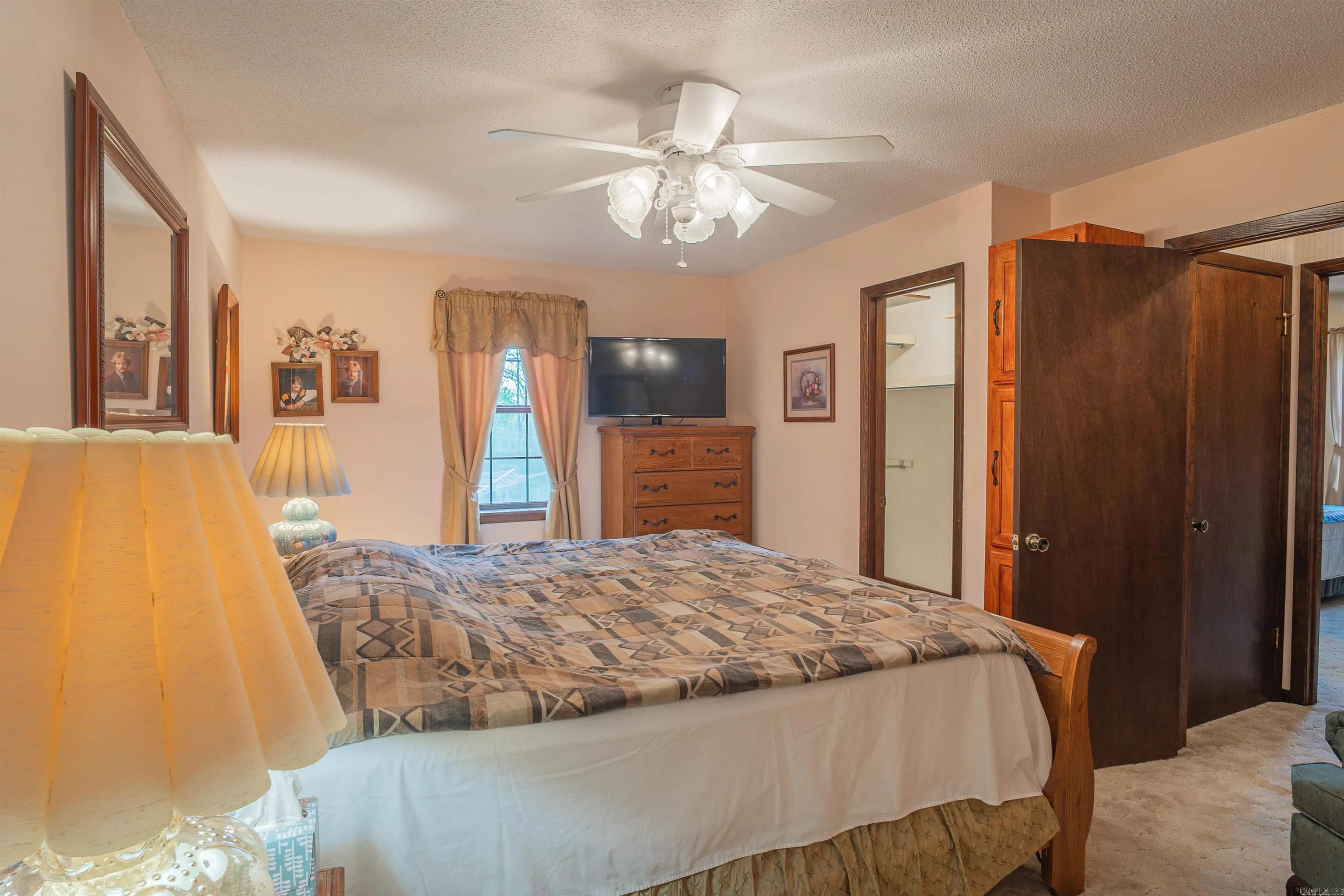 Property at 19  Cedar hill - Image 20