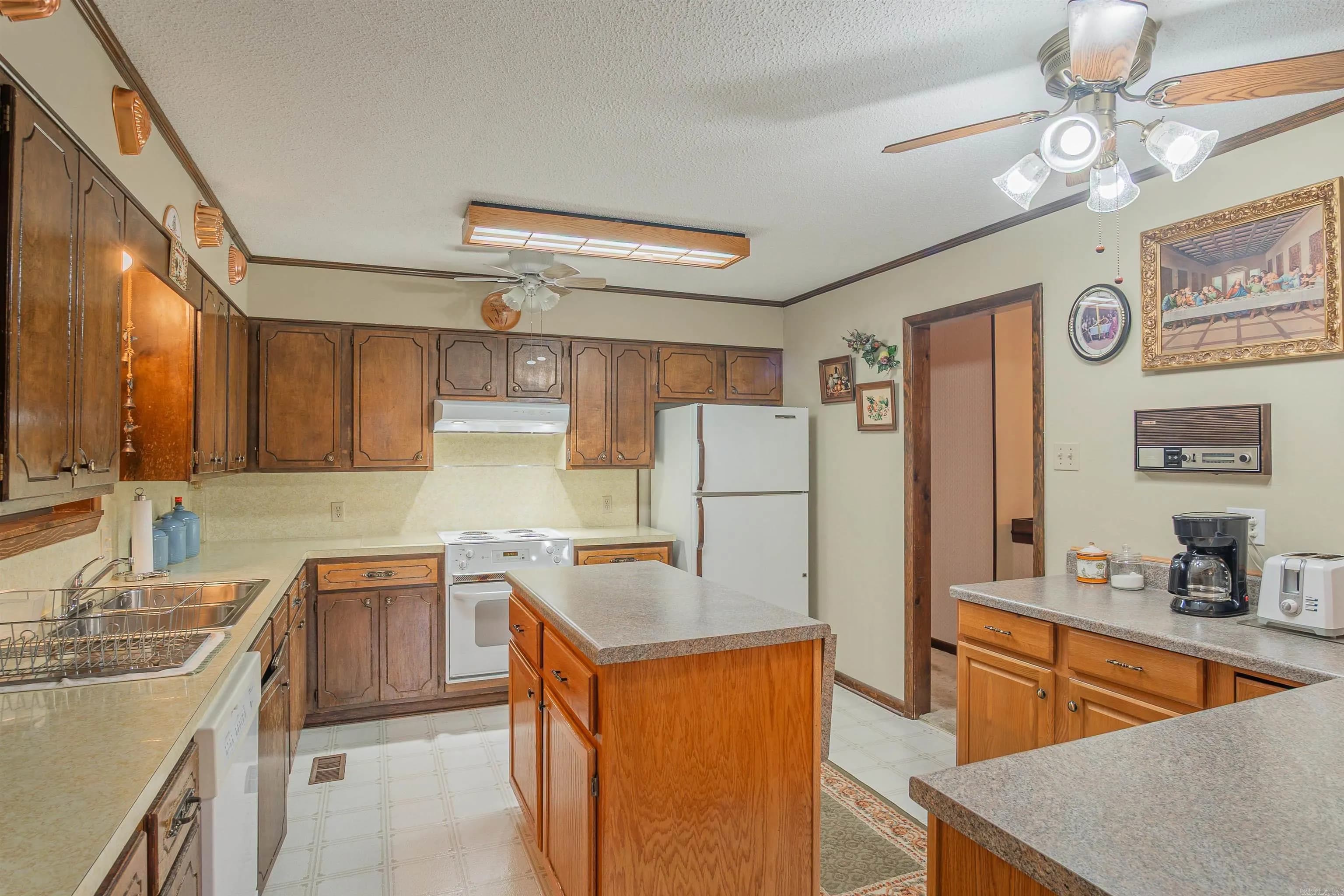 Property at 19  Cedar hill - Image 11